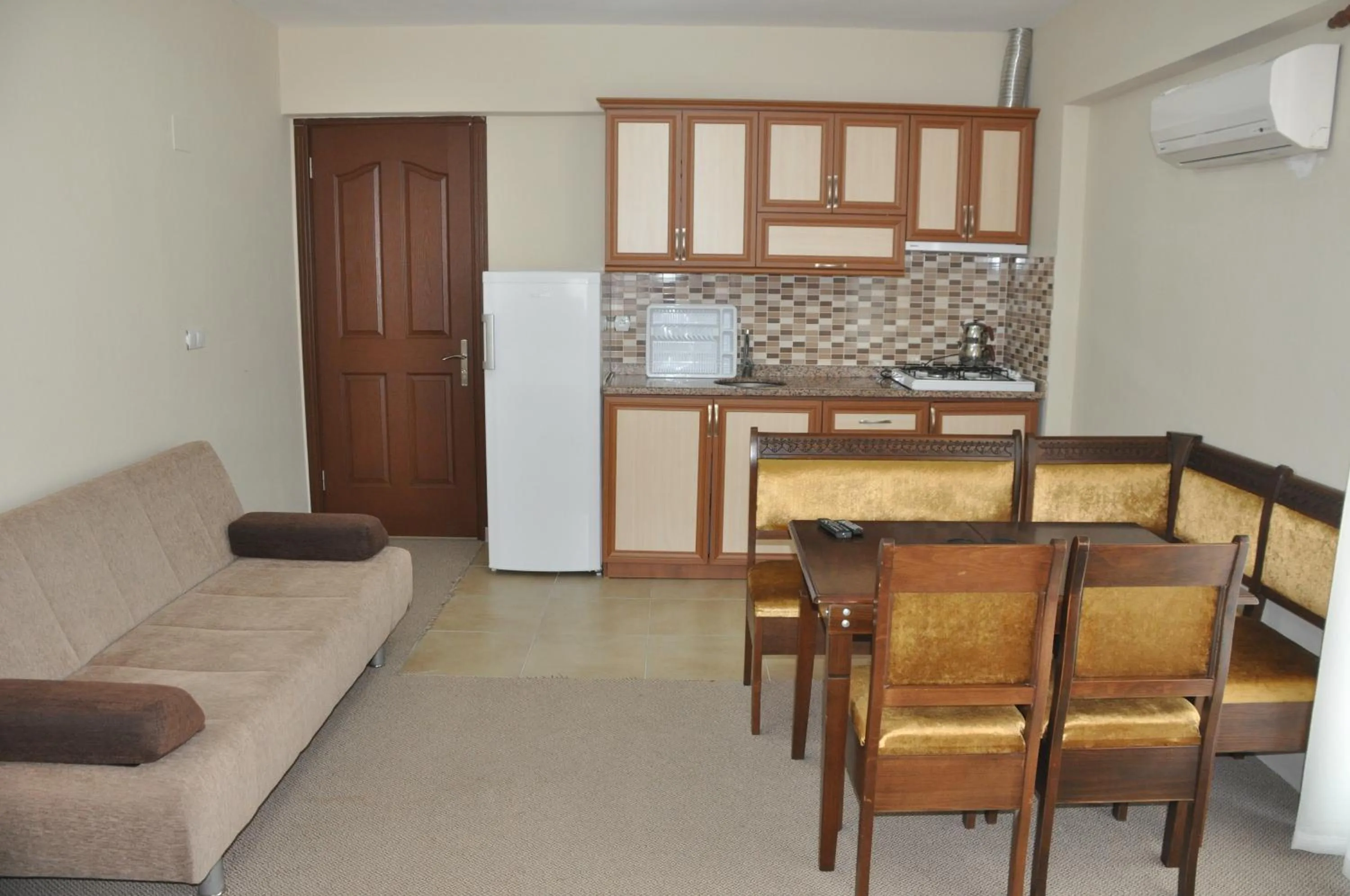 Dining area in Sarıgerme Apart