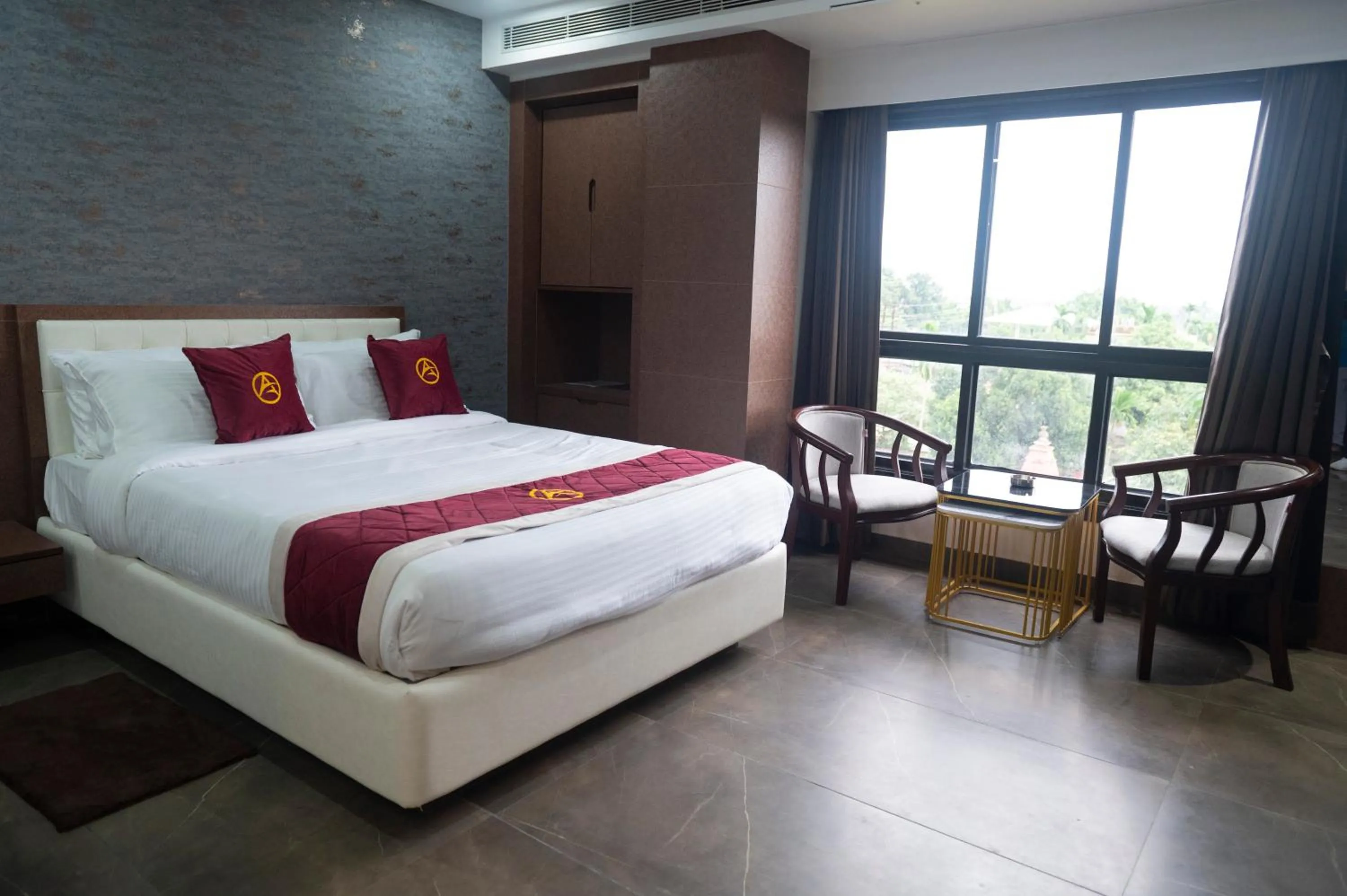 Bed in The Autograph Inn