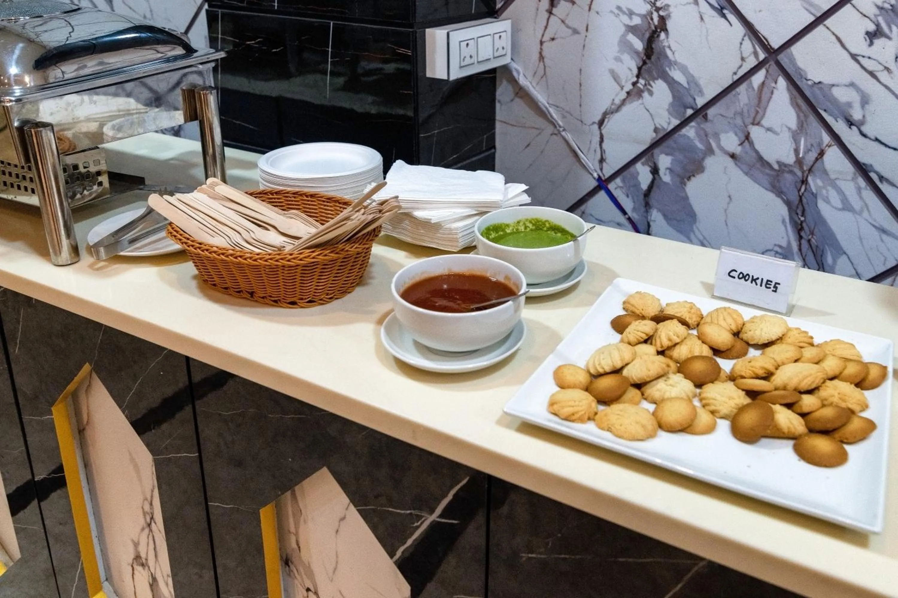 Food and drinks in The Autograph Inn