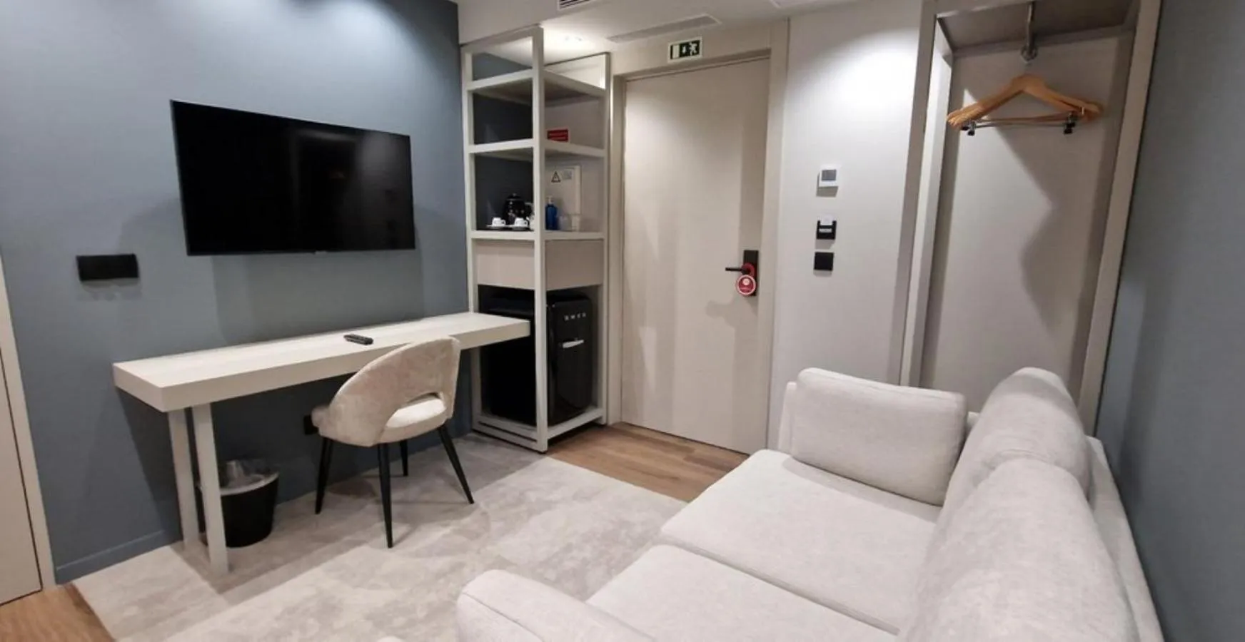 Photo of the whole room in Bom Sucesso Hotel by gaiarooms