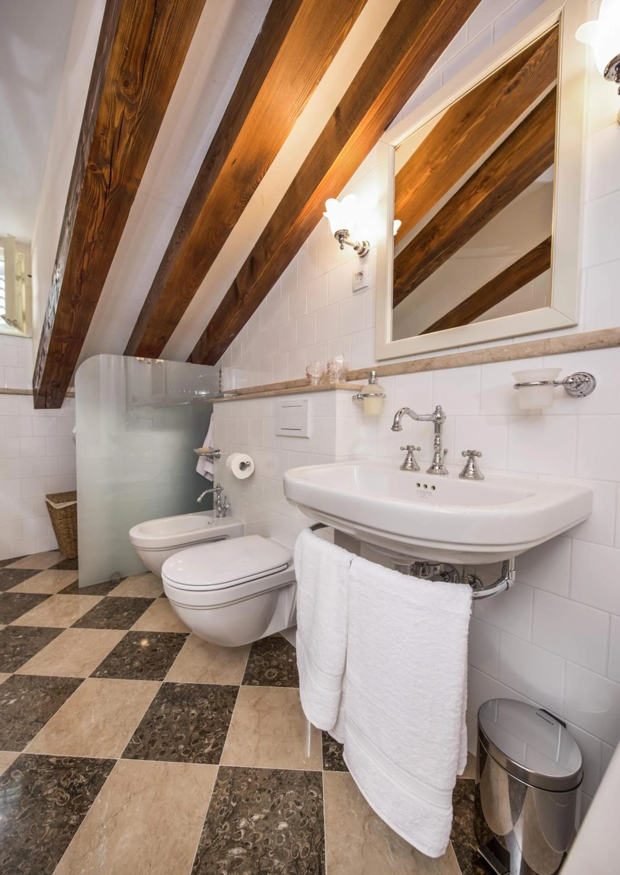 Bathroom in Holiday Home City Walls