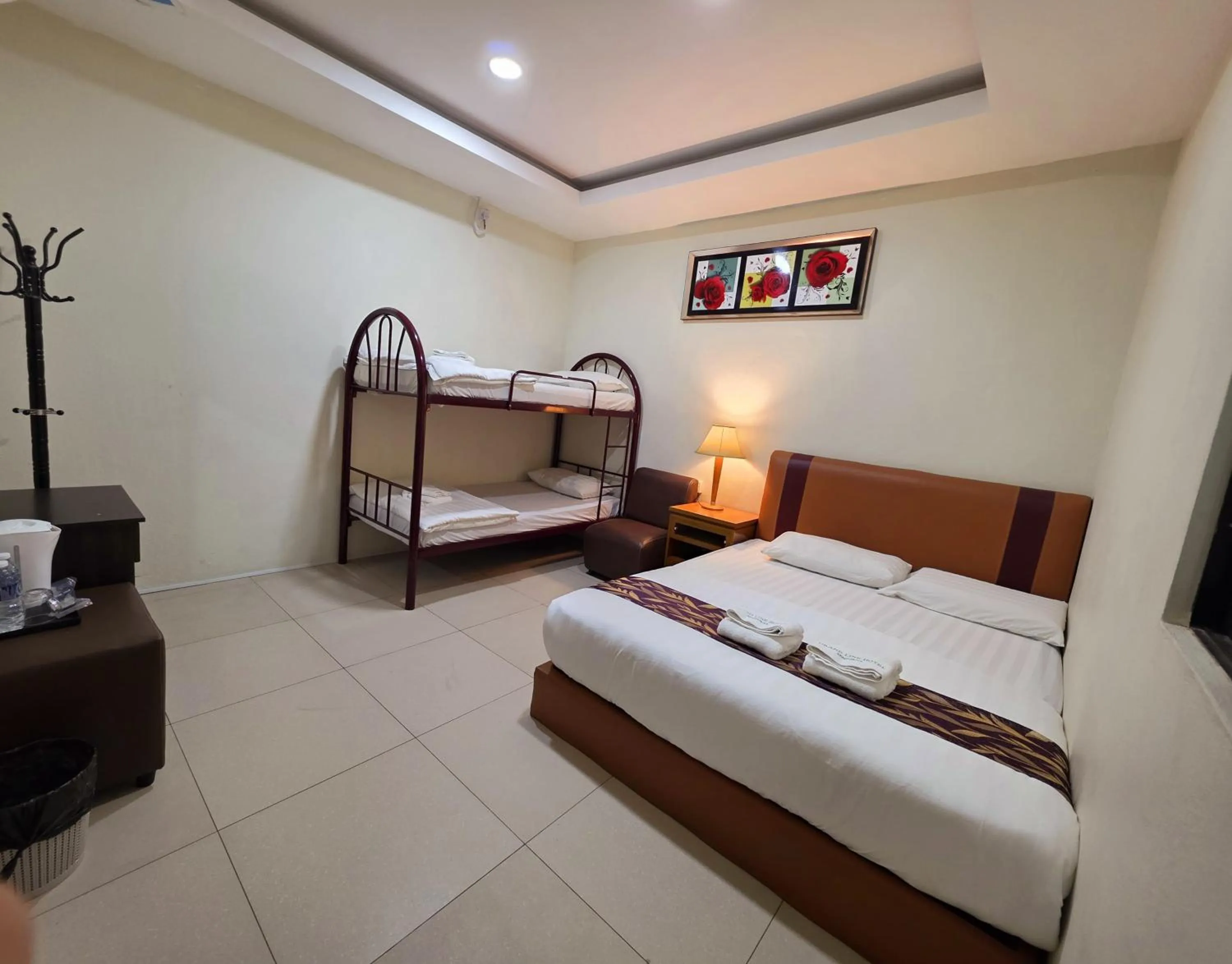 Bed in Grand Line Hotel Semporna