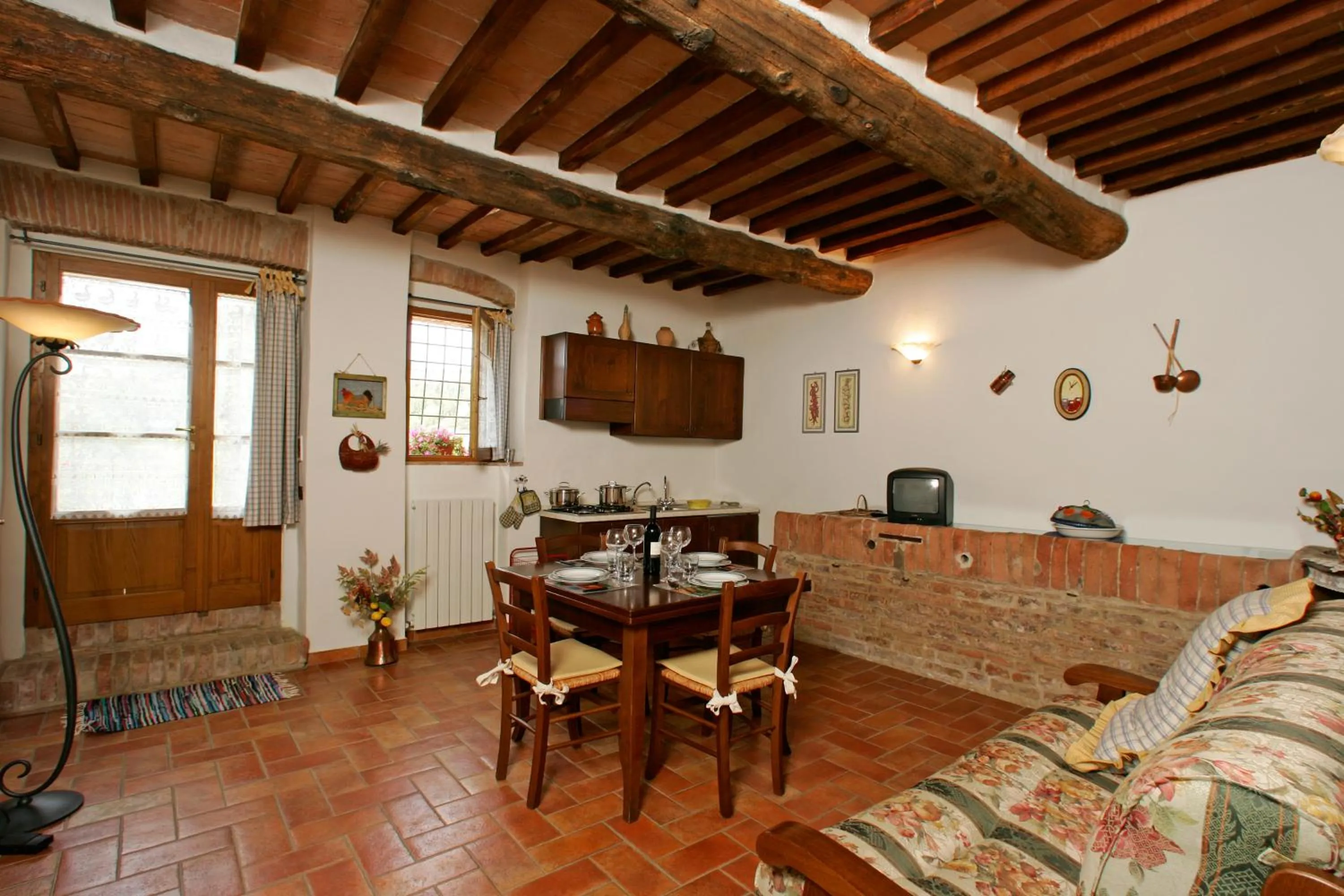 Kitchen or kitchenette in Podere Il Pero