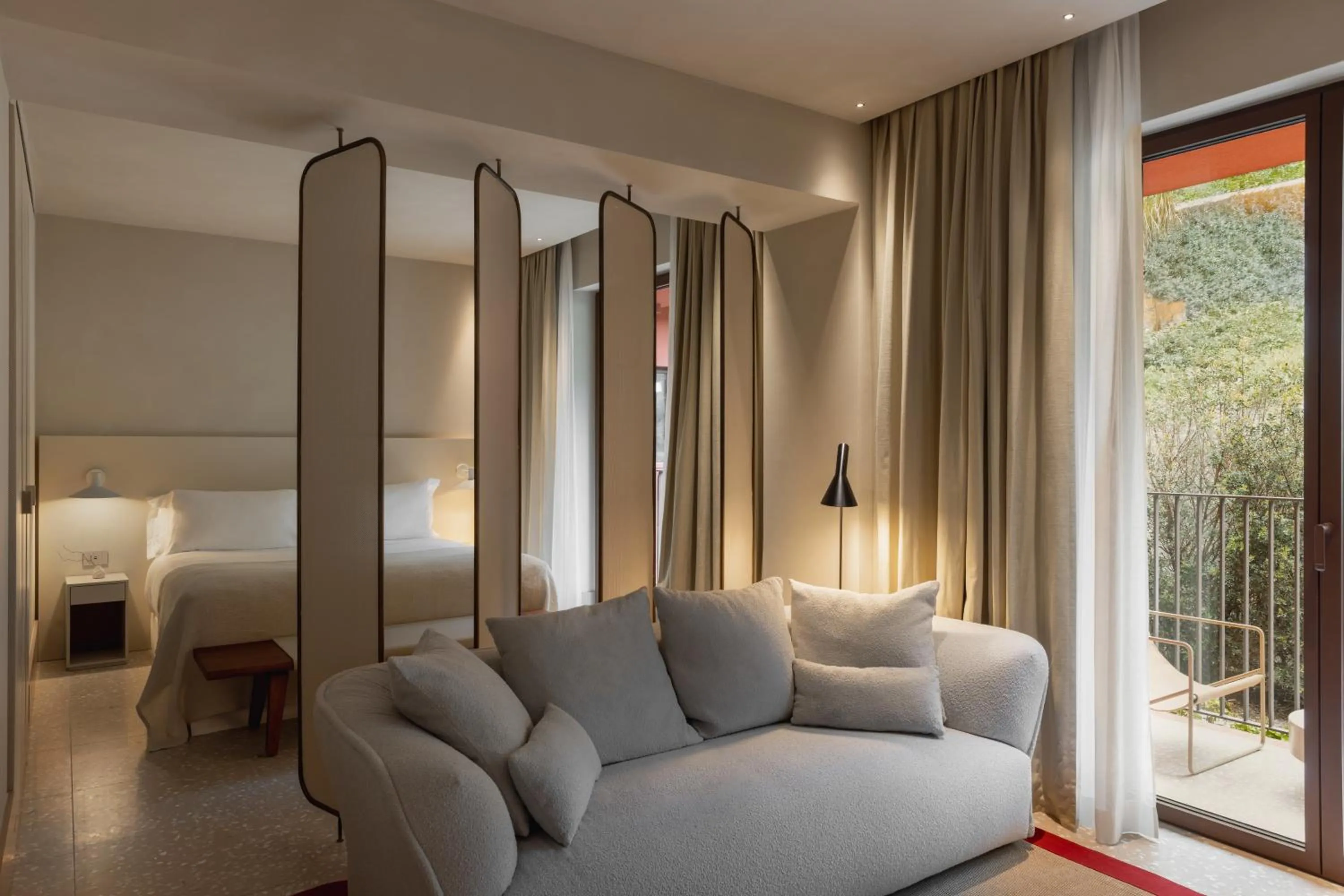 Photo of the whole room, Bed in La Roqqa