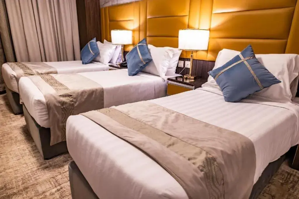 Standard Triple Room in شركة المختارة العالمي للخدمات الفندقيه - Al Mukhtara International Hotel Standard Triple Room in شركة المختارة العالمي للخدمات الفندقيه - Al Mukhtara International Hotel