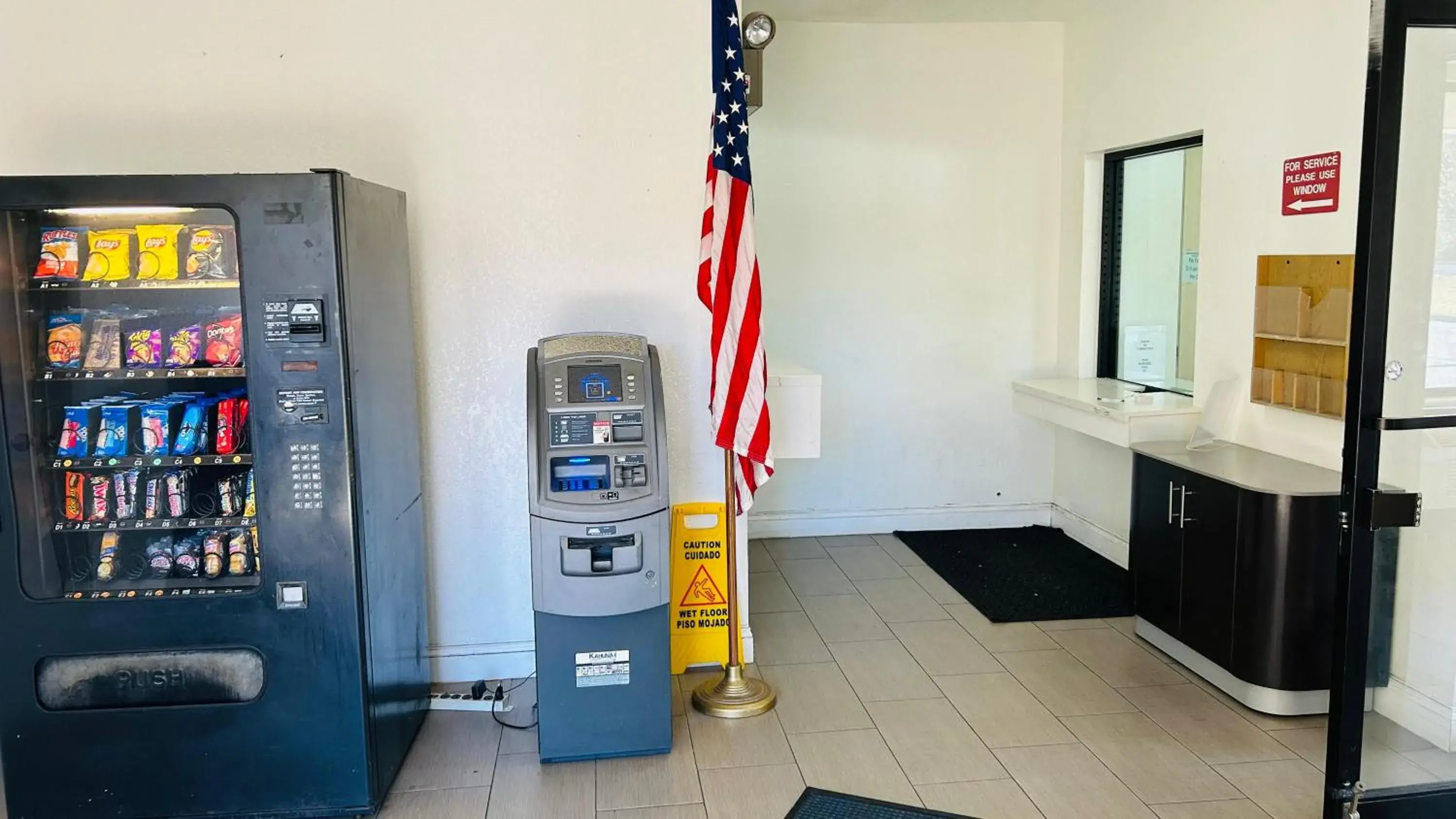 Lobby or reception in Super 7 Inn Tupelo Lobby or reception in Super 7 Inn Tupelo