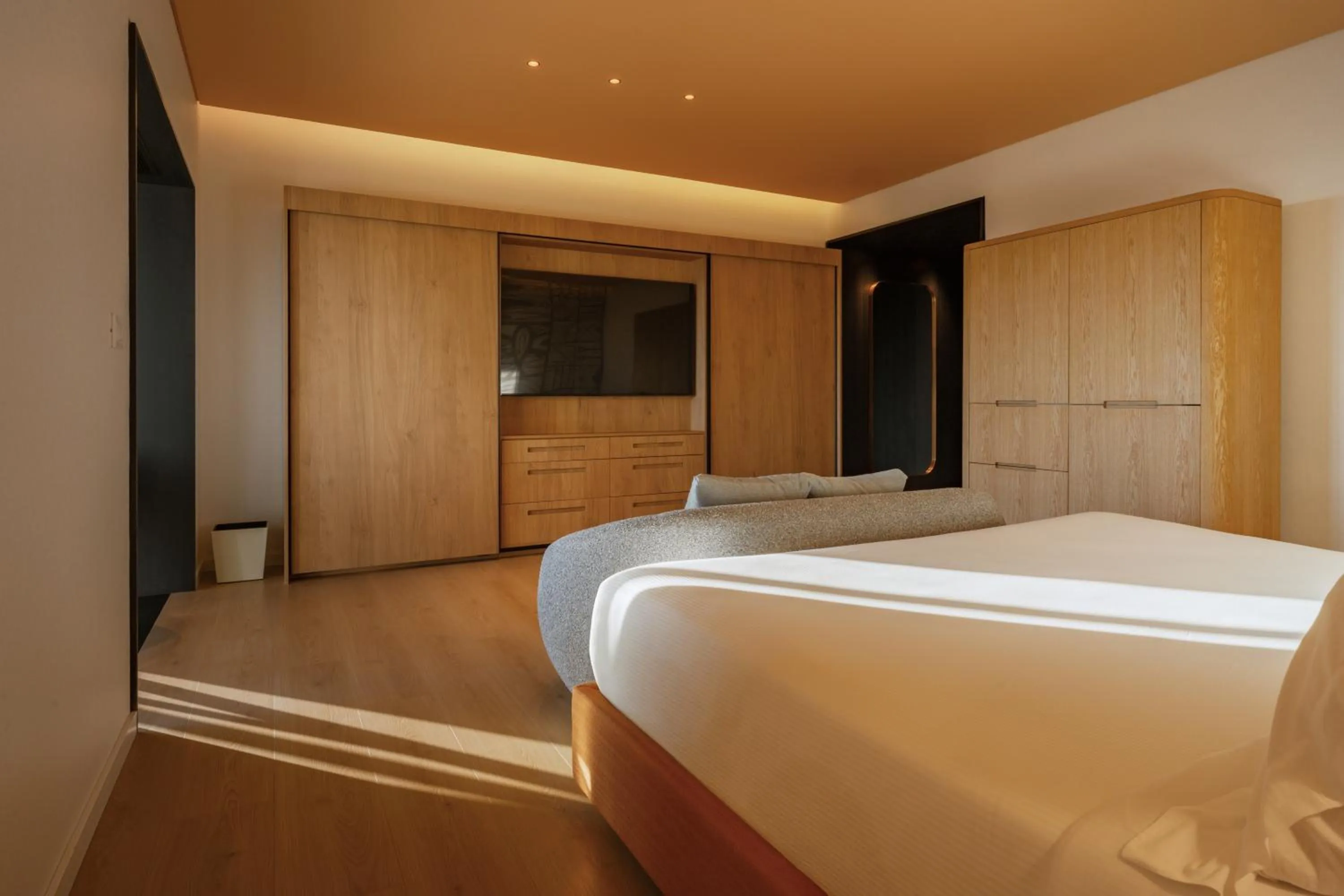 TV and multimedia, Bed in The Grand Hotel