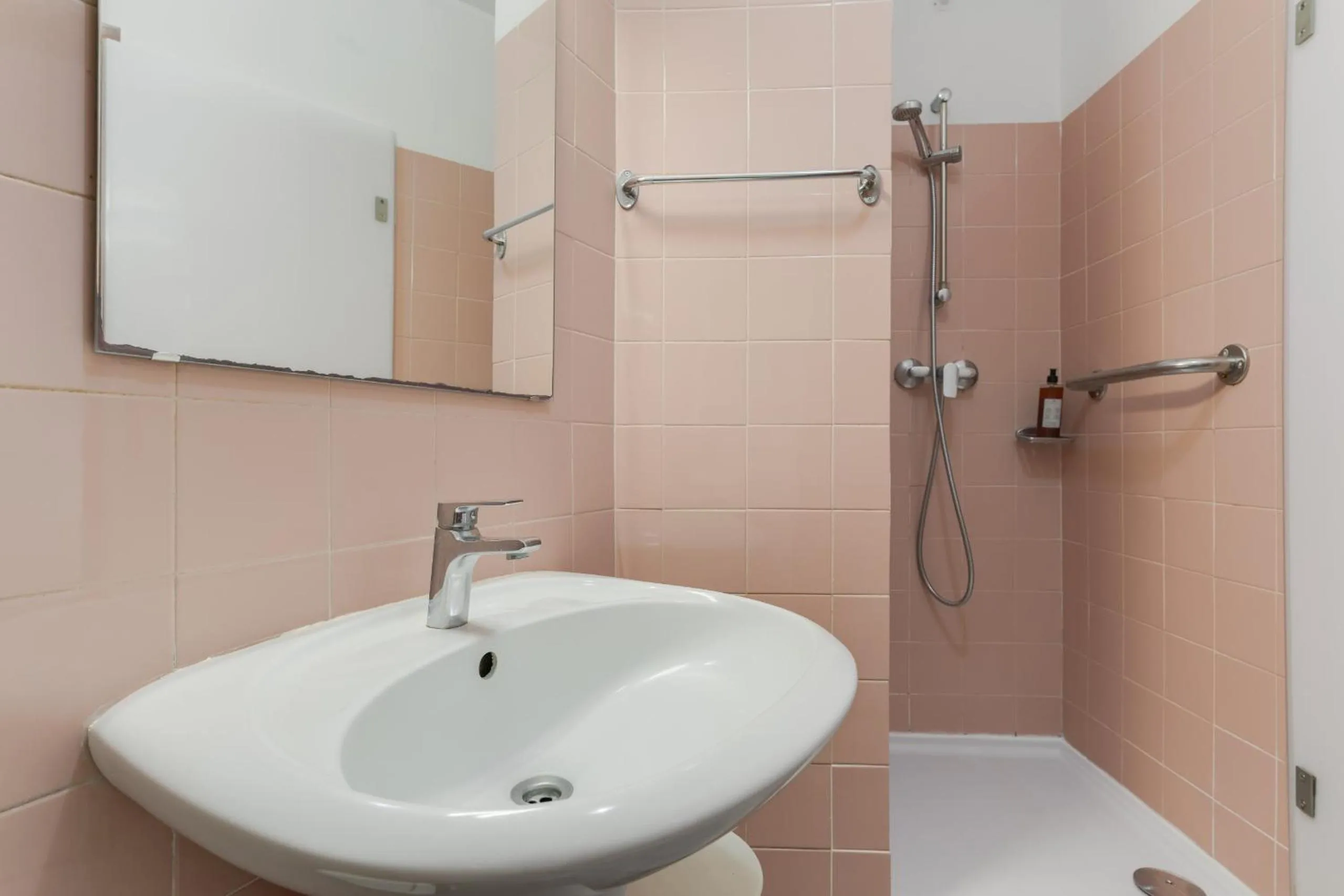 Bathroom in Refugio Madeirense by Atlantic Holiday