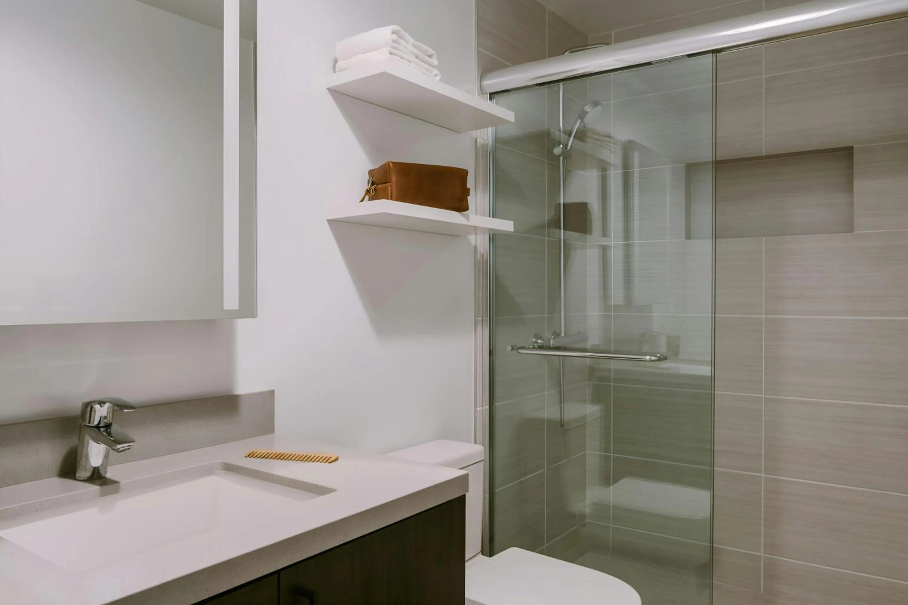 Bathroom in Sonder by Marriott Bonvoy The Winfield Apartments Downtown LA