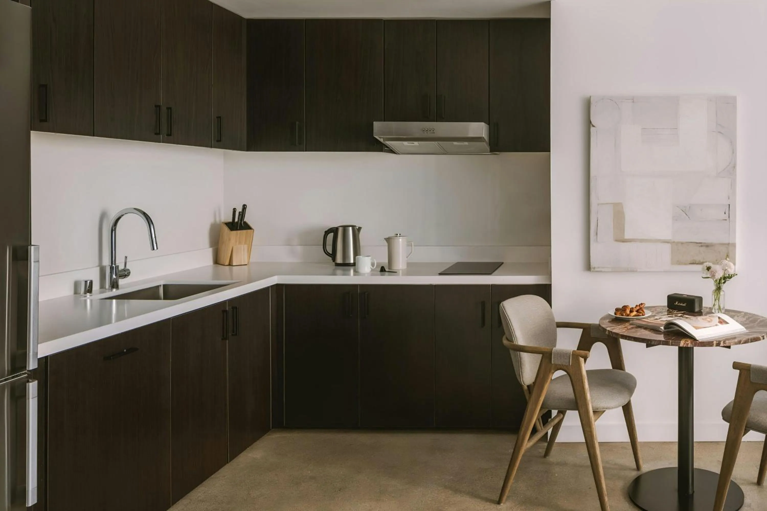 Kitchen or kitchenette in Sonder by Marriott Bonvoy The Winfield Apartments Downtown LA