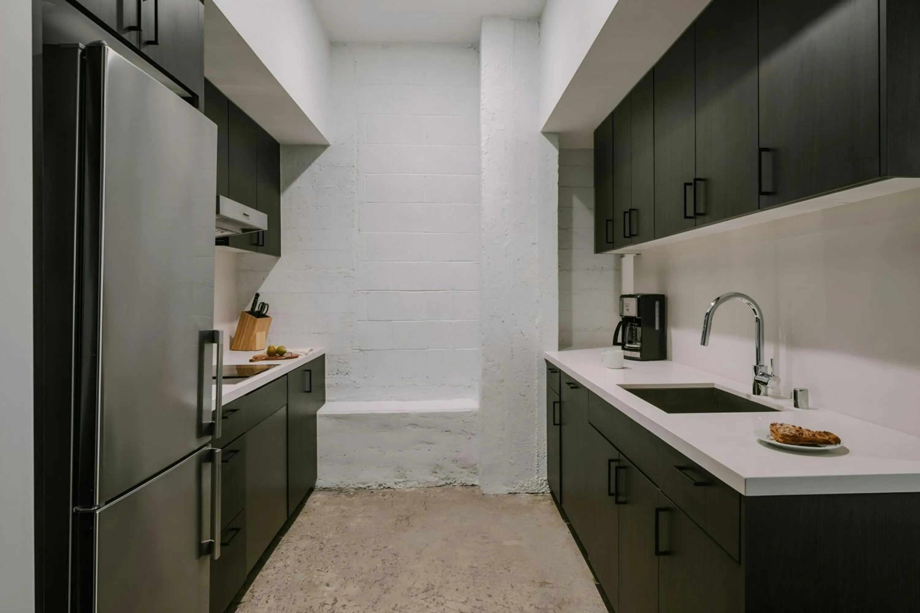 Kitchen or kitchenette in Sonder by Marriott Bonvoy The Winfield Apartments Downtown LA