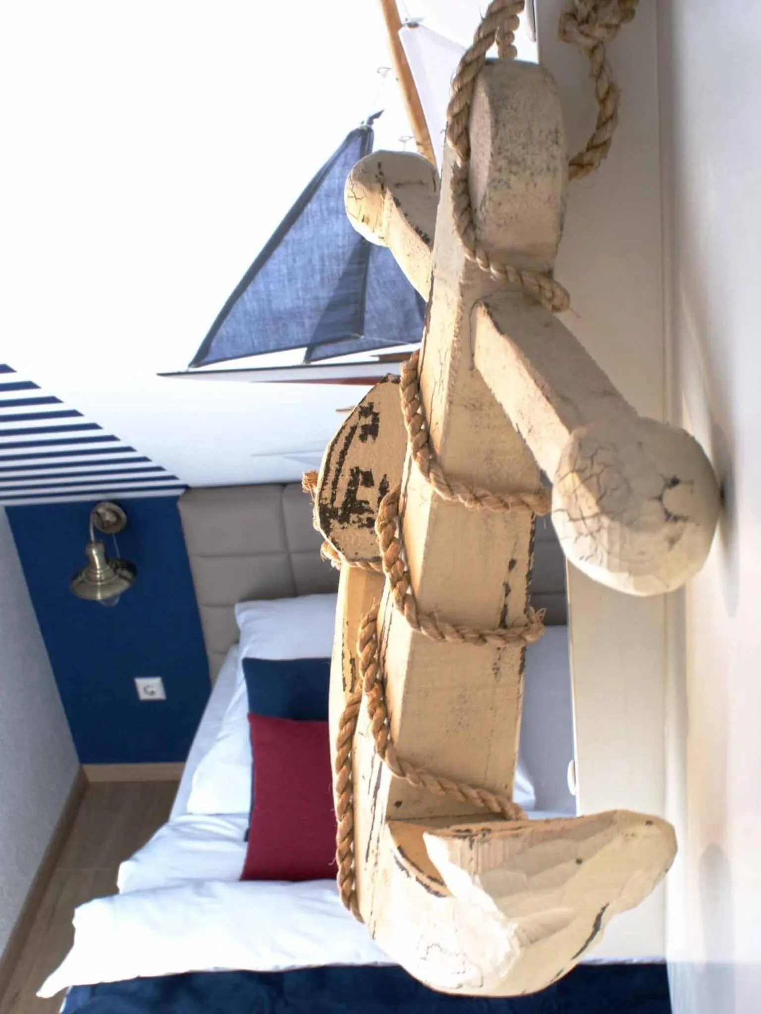 Bedroom in R & J Hotel