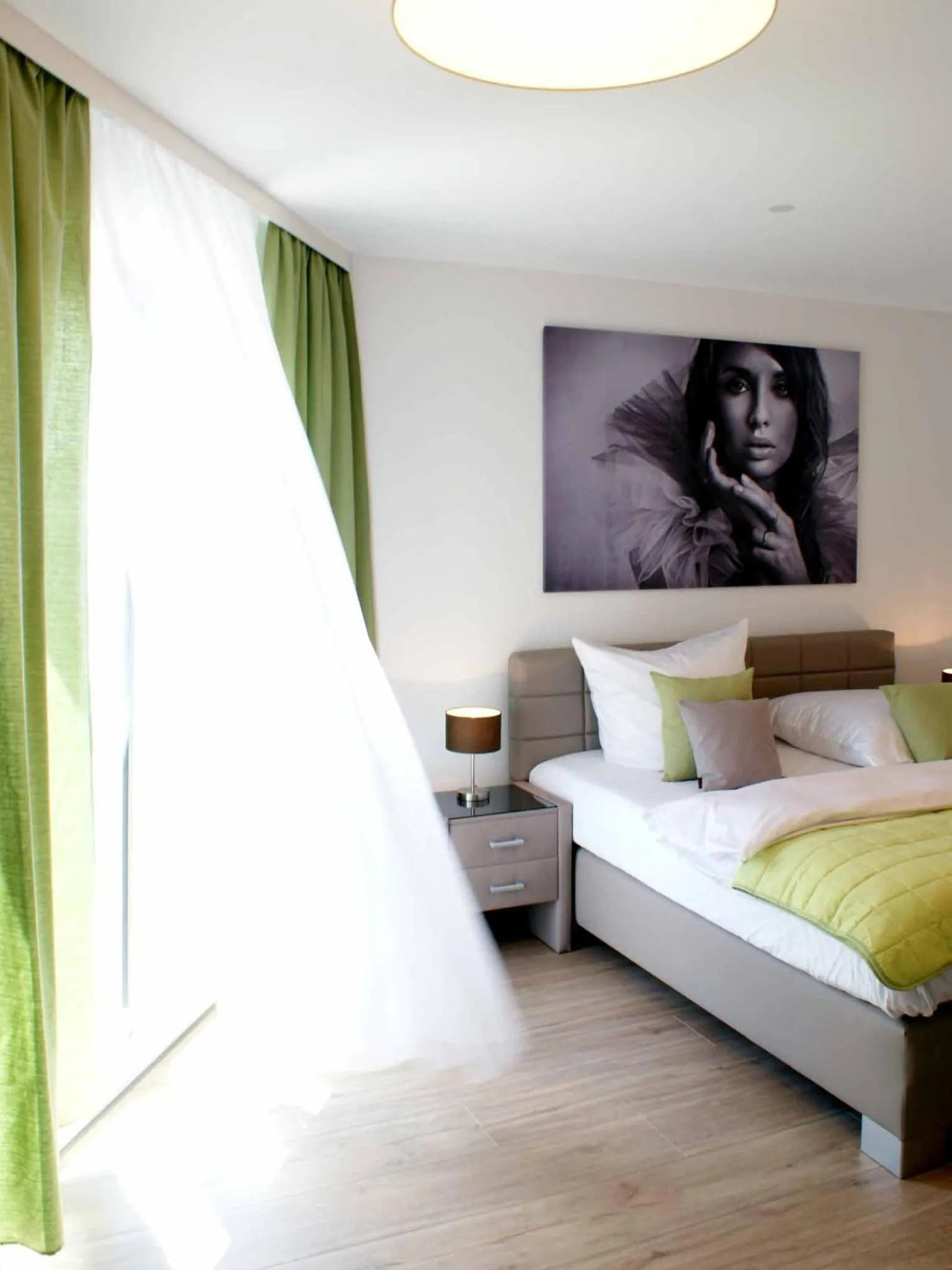 Casino, Bed in R & J Hotel