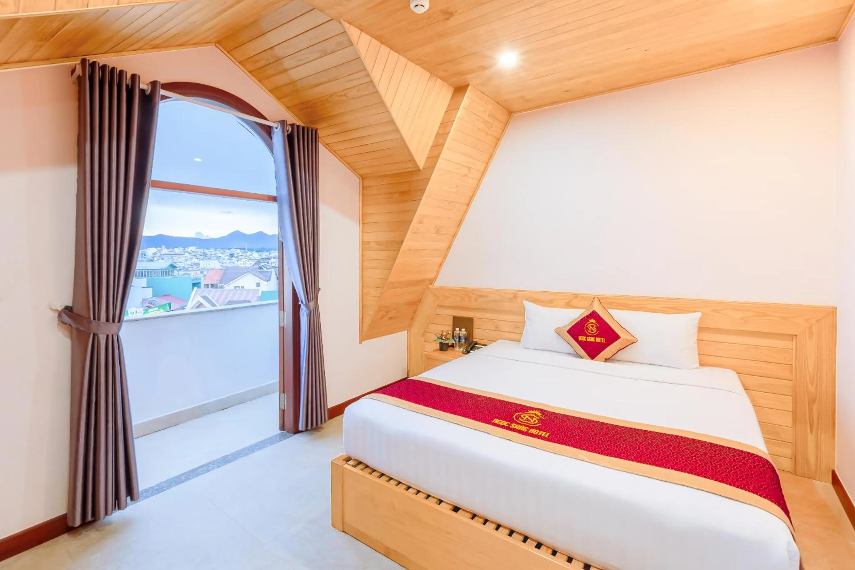 Photo of the whole room, Bed in Ngọc Sang 1 Hotel