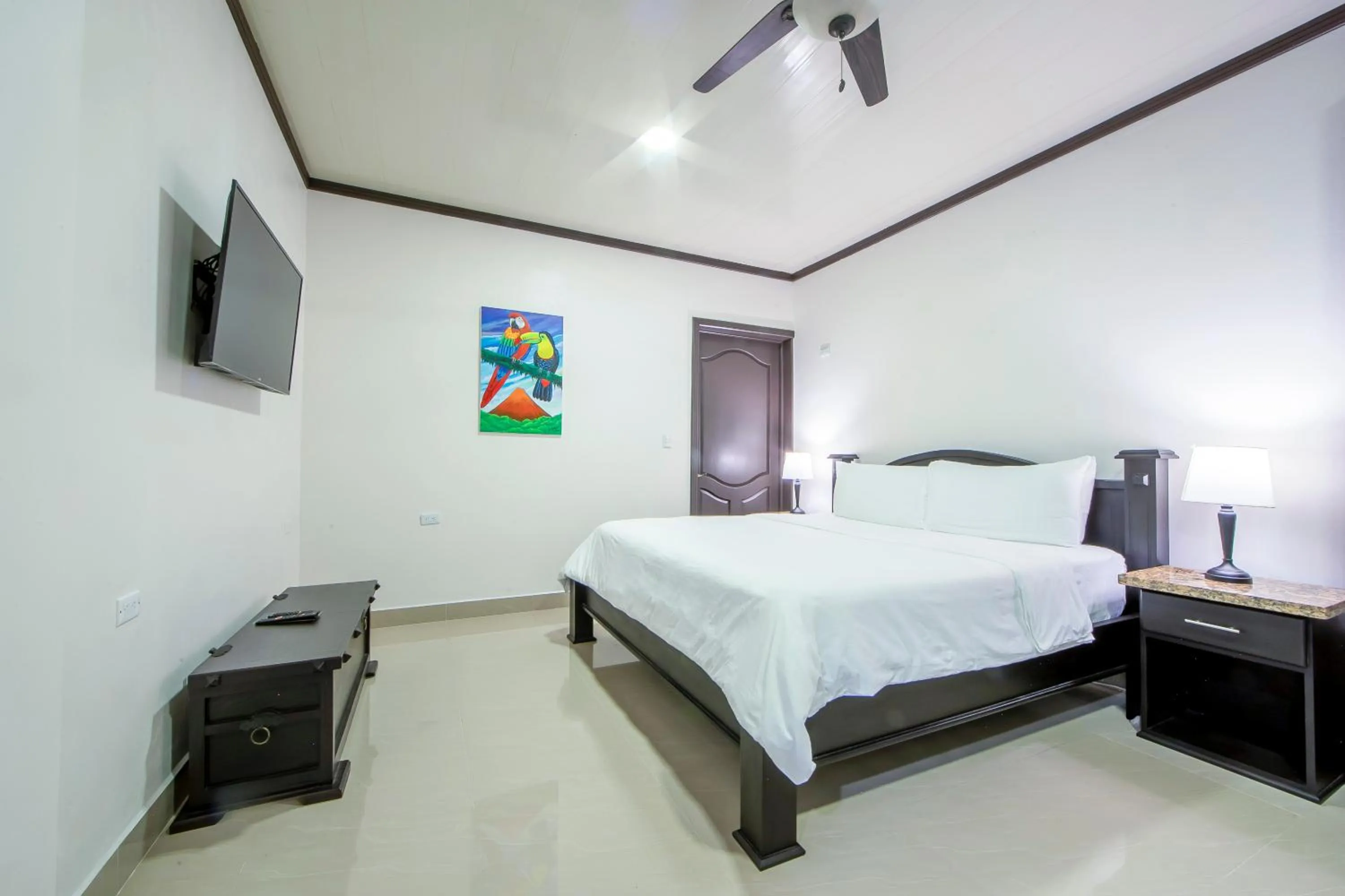 Bed in Serenity Hotel & Villas