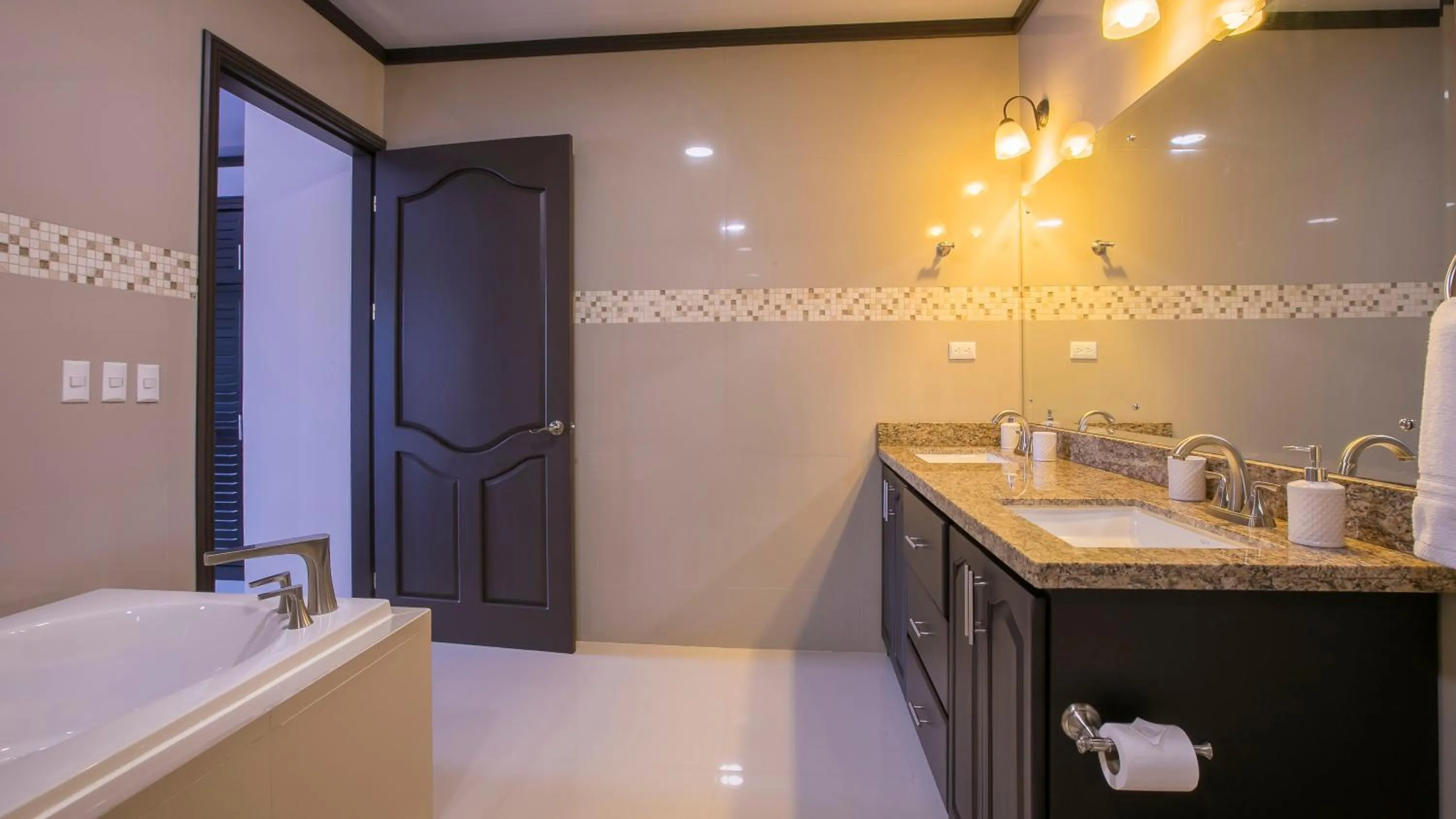 Bathroom in Serenity Hotel & Villas