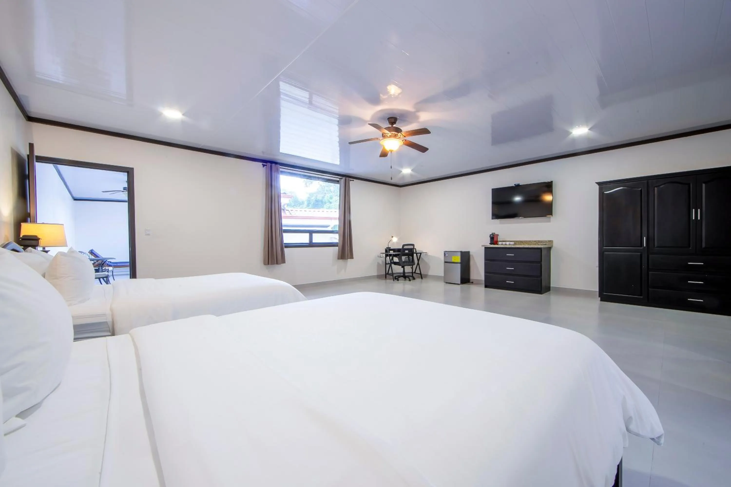 Bed in Serenity Hotel & Villas