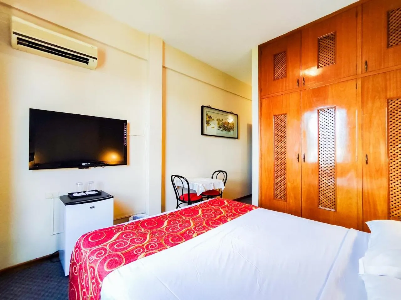 Photo of the whole room, Bed in Lido Hotel