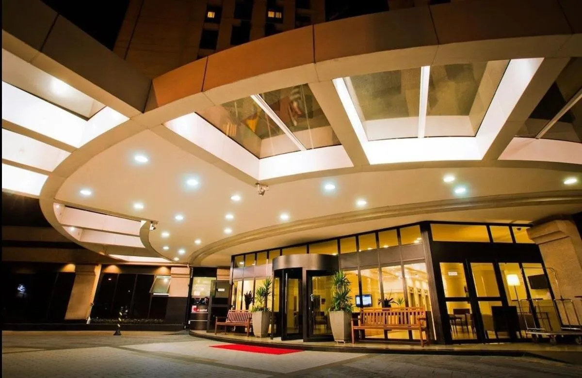 Facade/entrance in LFlats no Hotel Aeroporto Congonhas