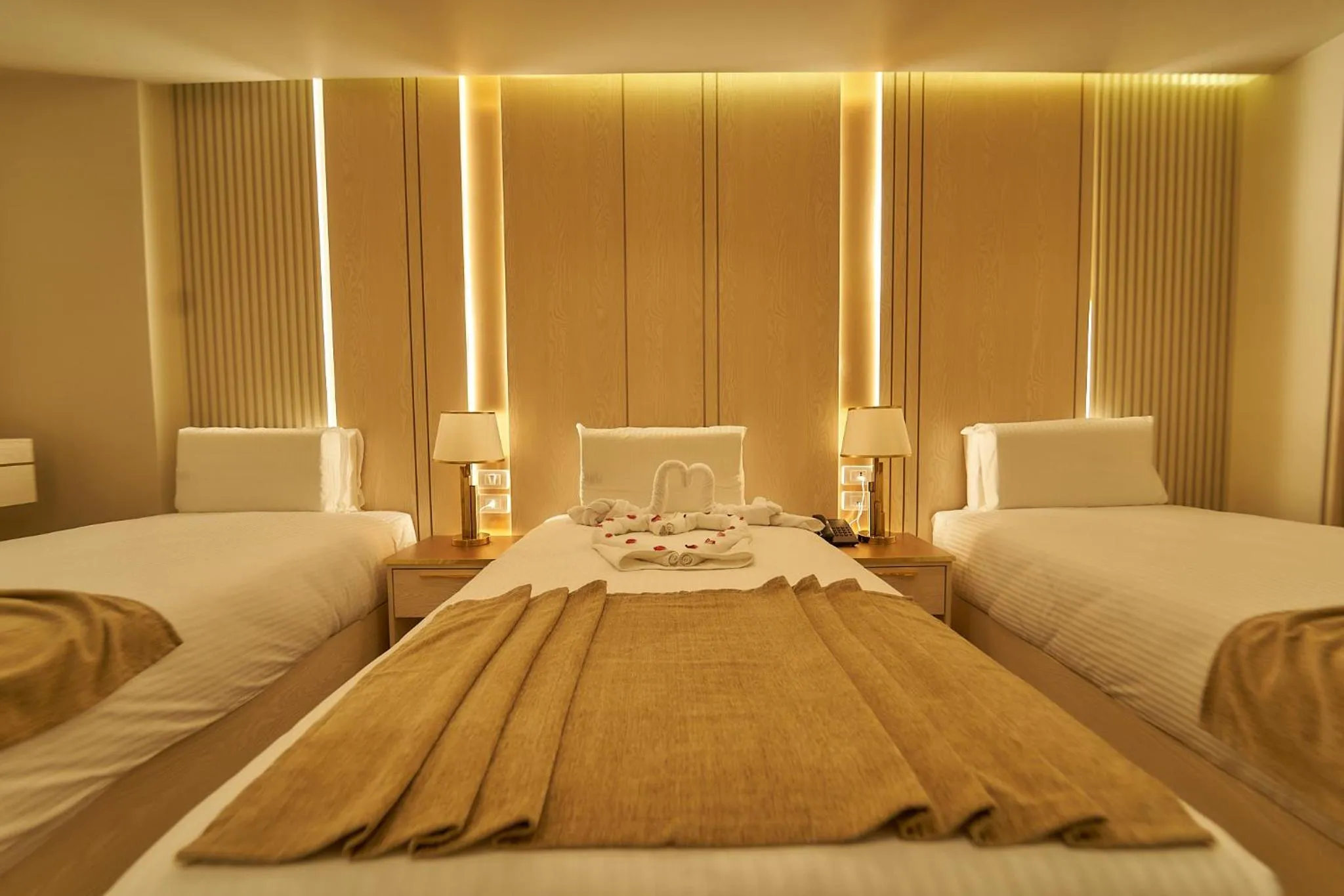Bed in Gold's Pyramids Hotel