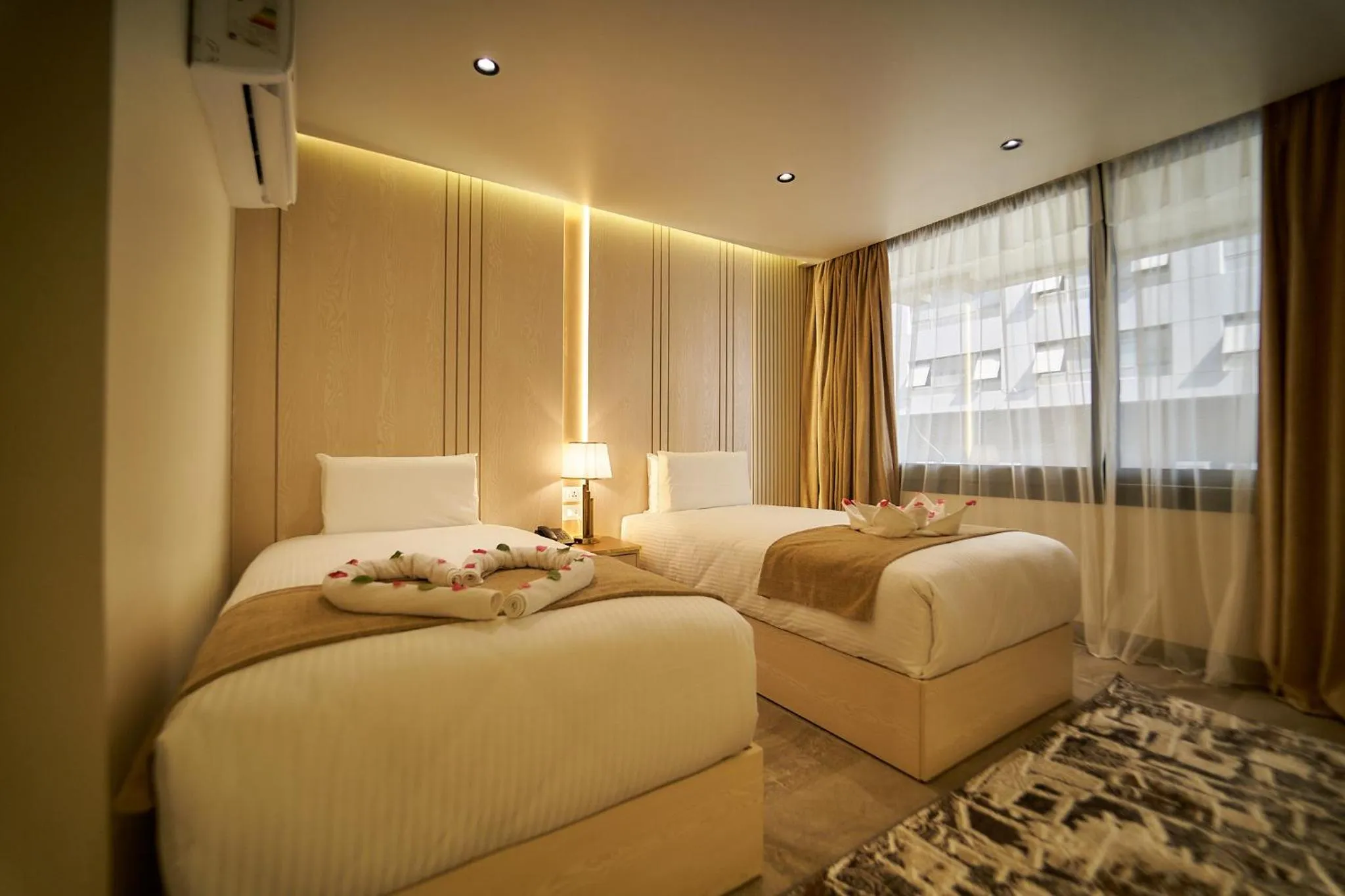 Bed in Gold's Pyramids Hotel