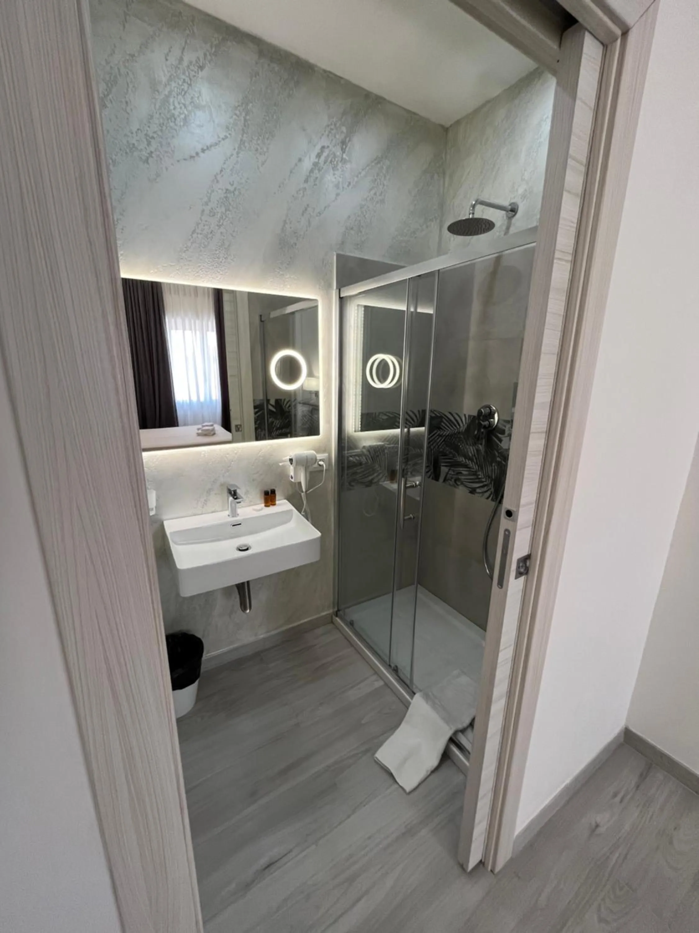 Shower in Affittacamere Sunset House