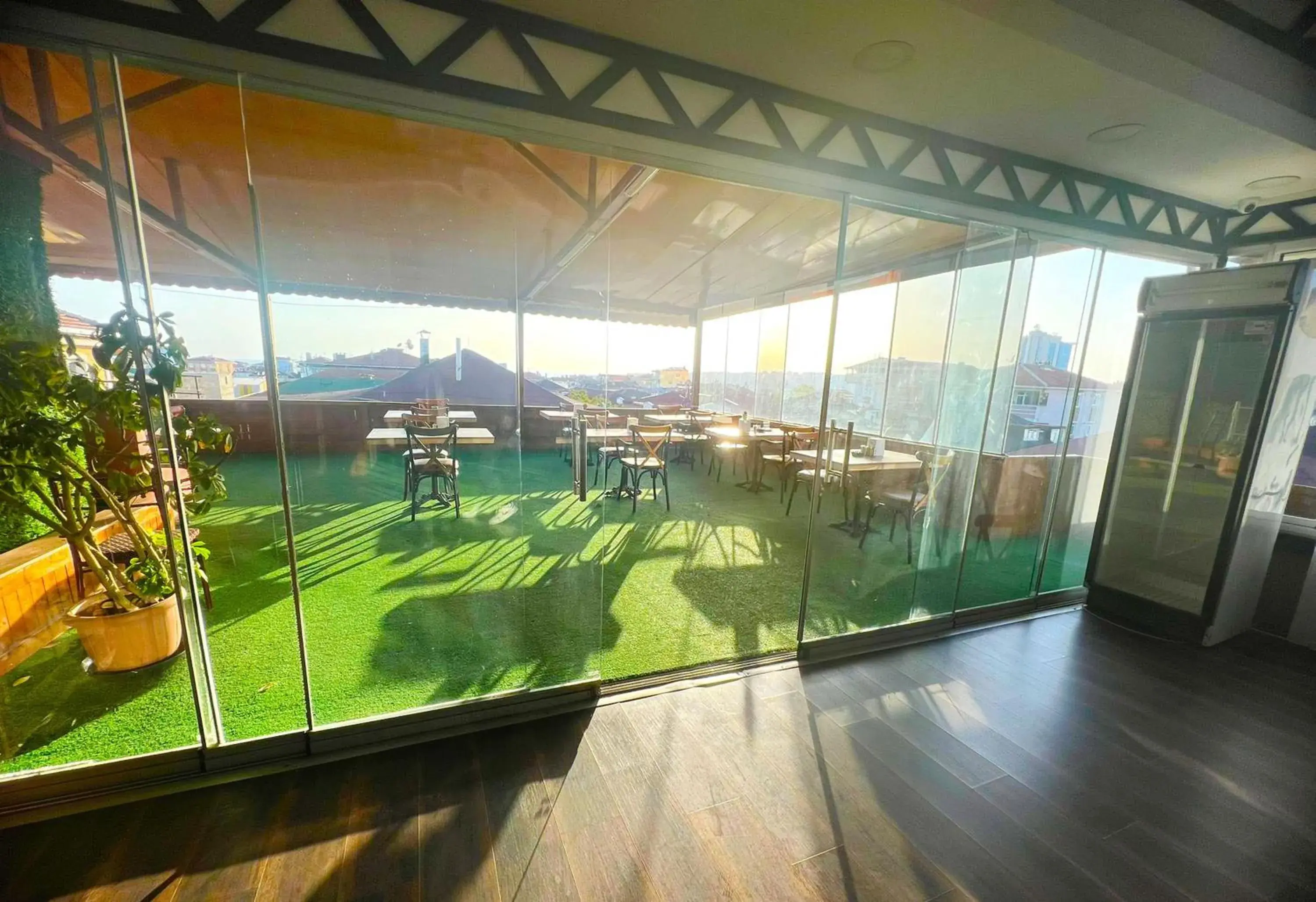 Restaurant/places to eat in Avist Hotel Avcılar Restaurant/places to eat in Avist Hotel Avcılar