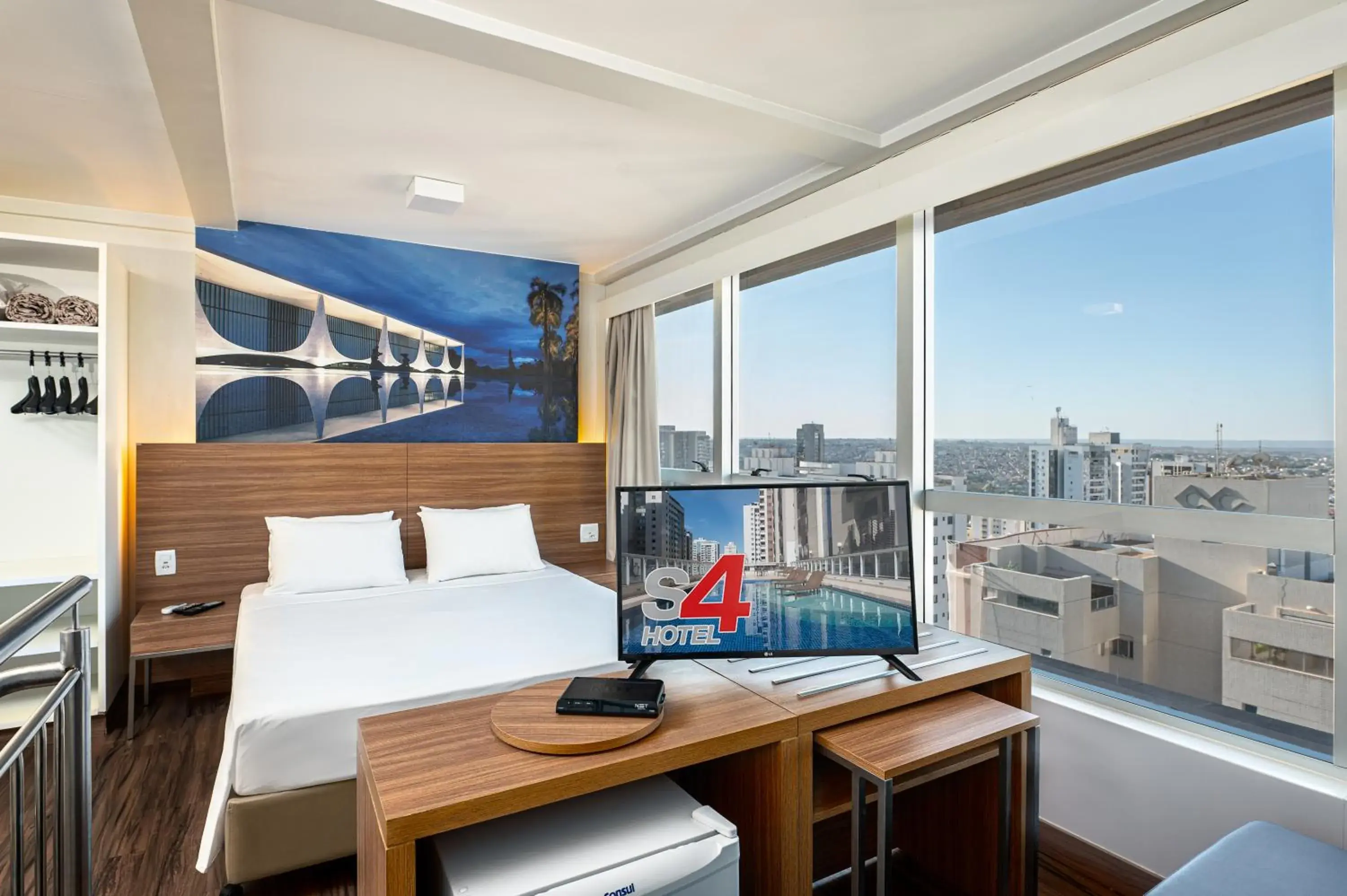 View (from property/room), Bed in S4 Hotel Águas Claras View (from property/room), Bed in S4 Hotel Águas Claras