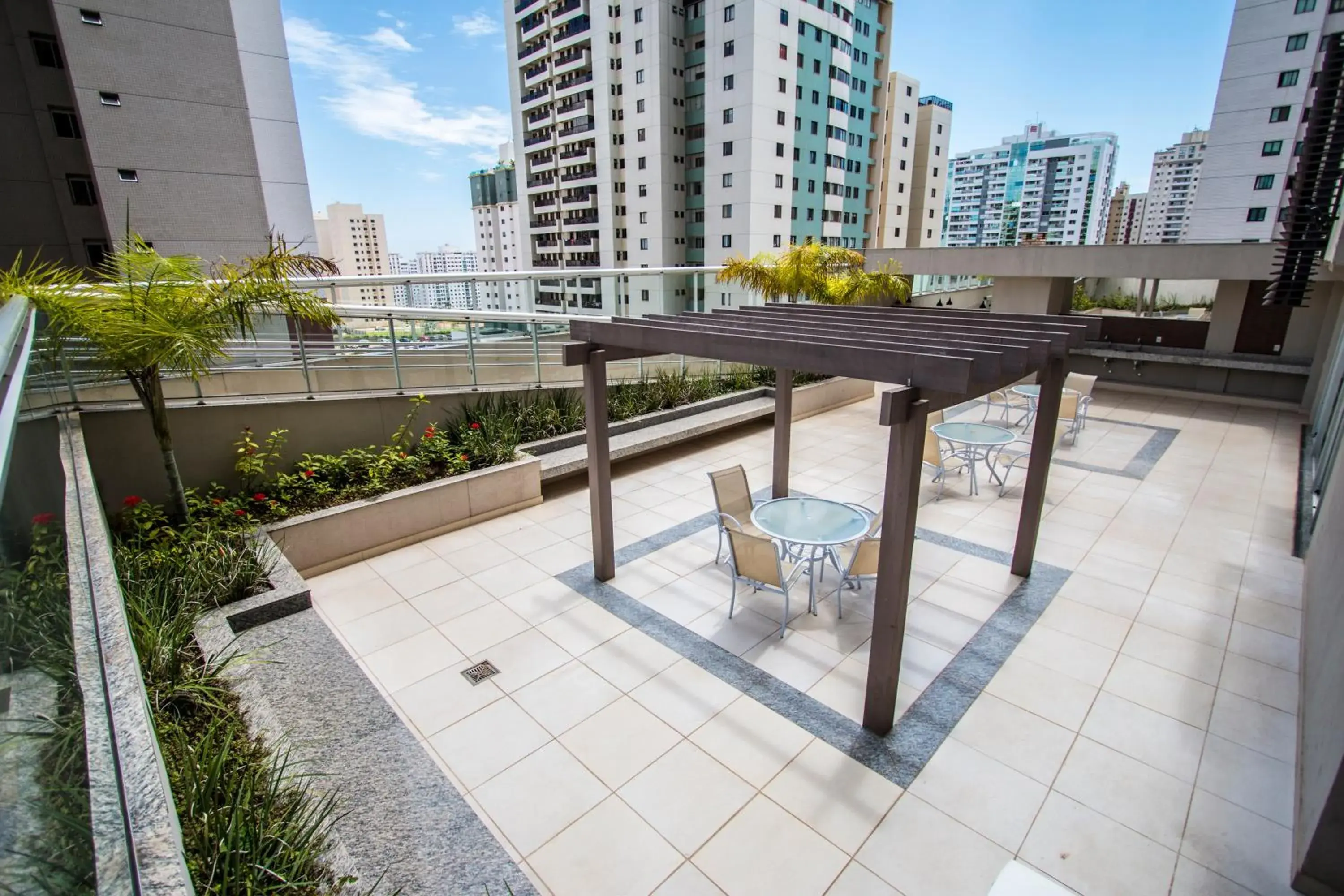 Patio in S4 Hotel Águas Claras Patio in S4 Hotel Águas Claras