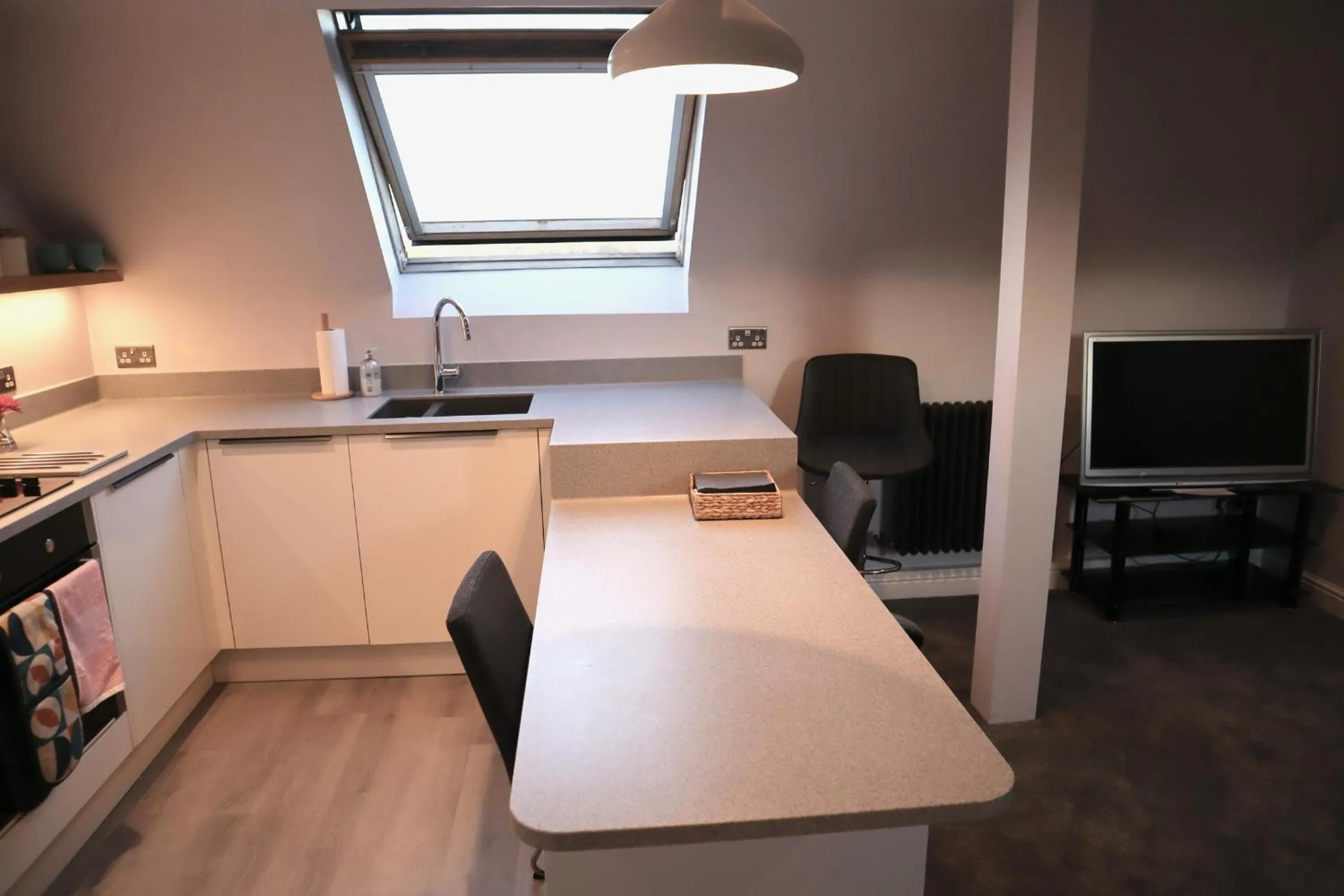 TV and multimedia in Pound Corner