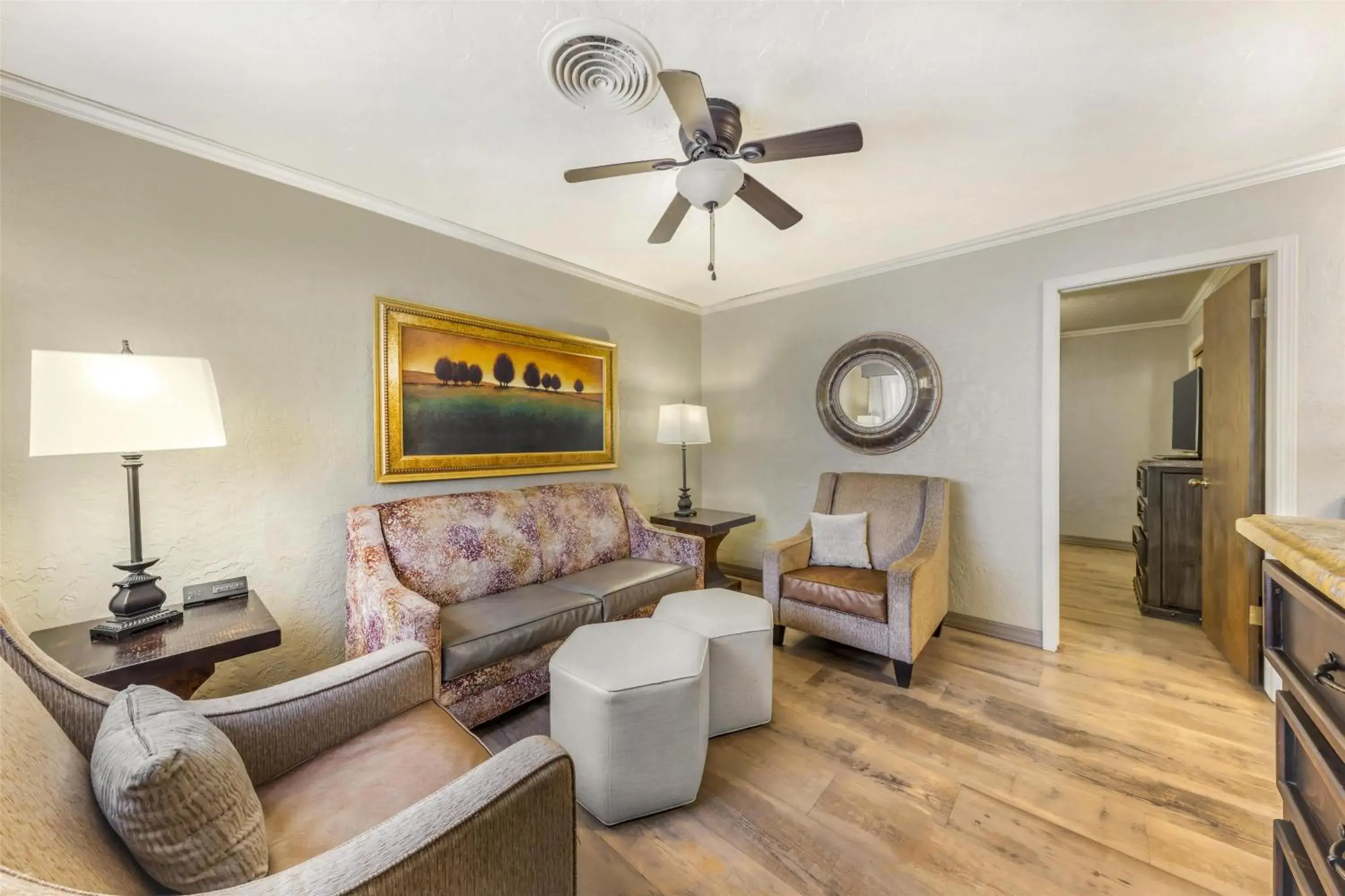 Photo of the whole room in Best Western Plus Weatherford Photo of the whole room in Best Western Plus Weatherford