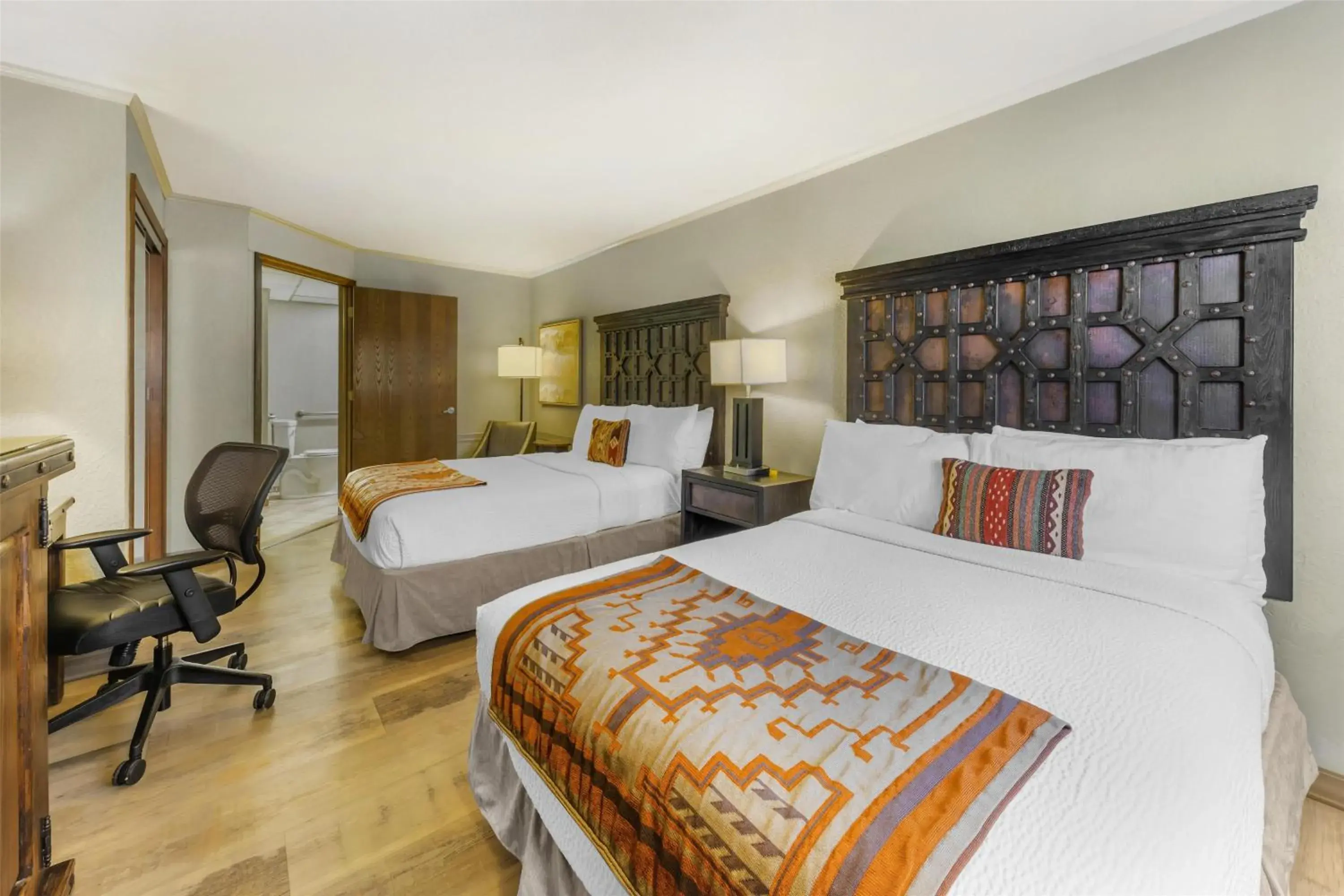 Bedroom, Bed in Best Western Plus Weatherford Bedroom, Bed in Best Western Plus Weatherford