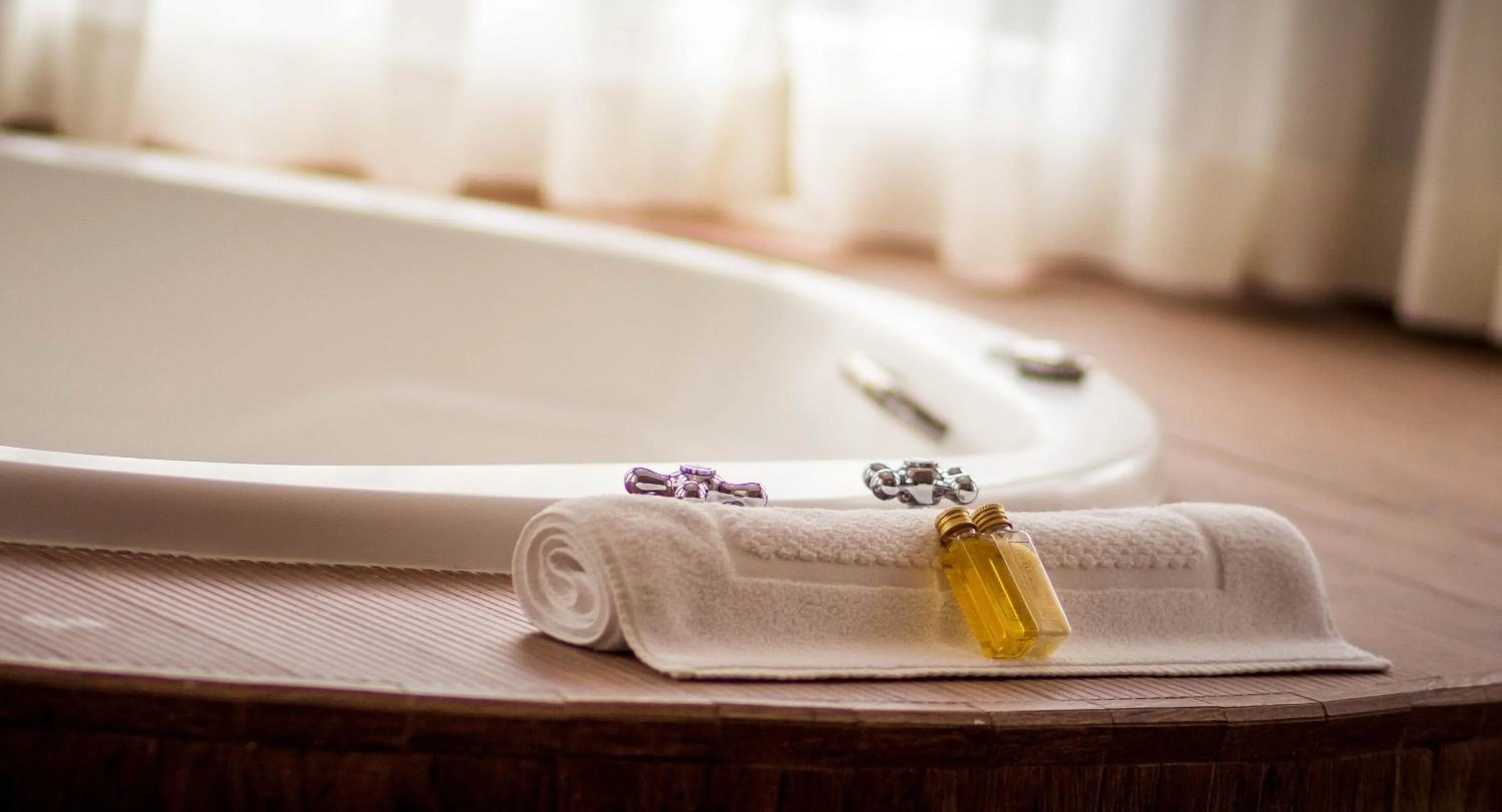 Hot Tub in Carballo Hotel & Spa