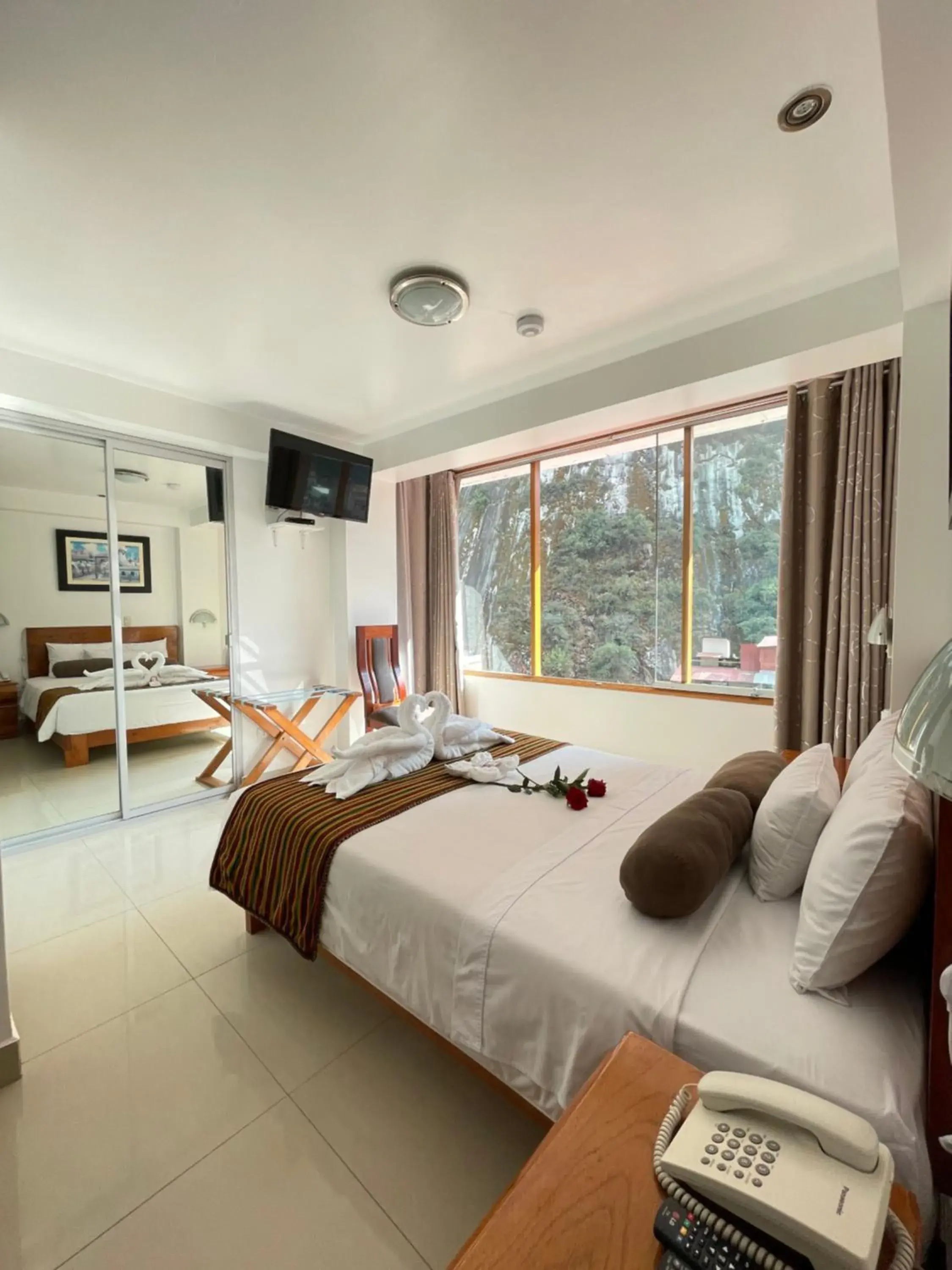 Flower's House MachuPicchu Flower's House MachuPicchu