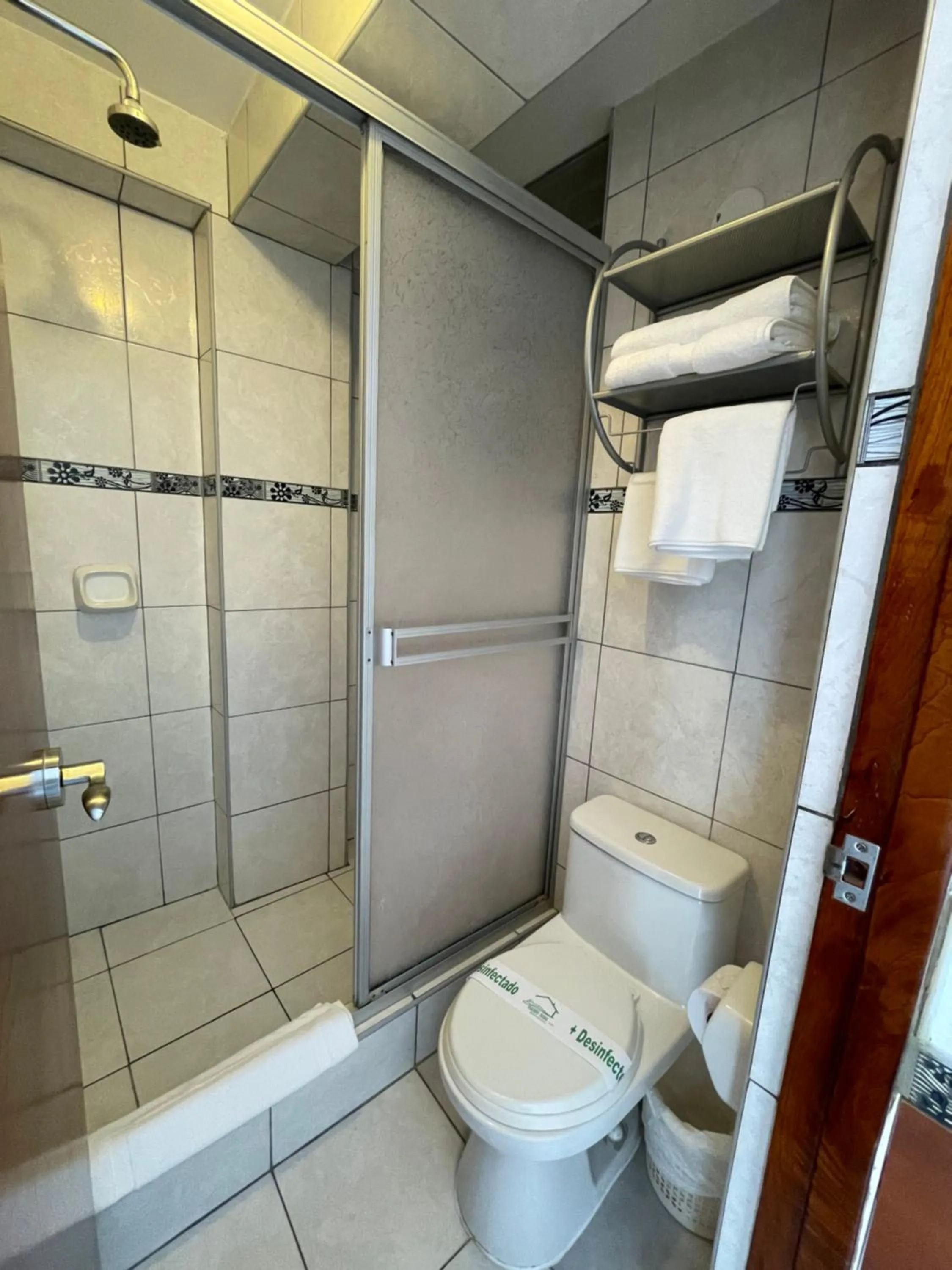 Shower in Flower's House MachuPicchu