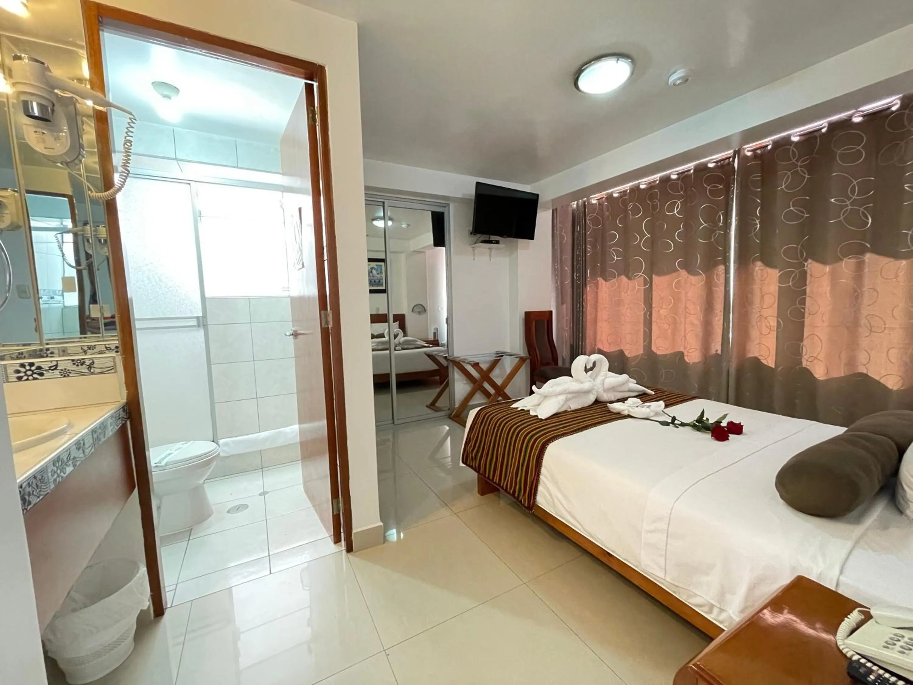 Bed in Flower's House MachuPicchu