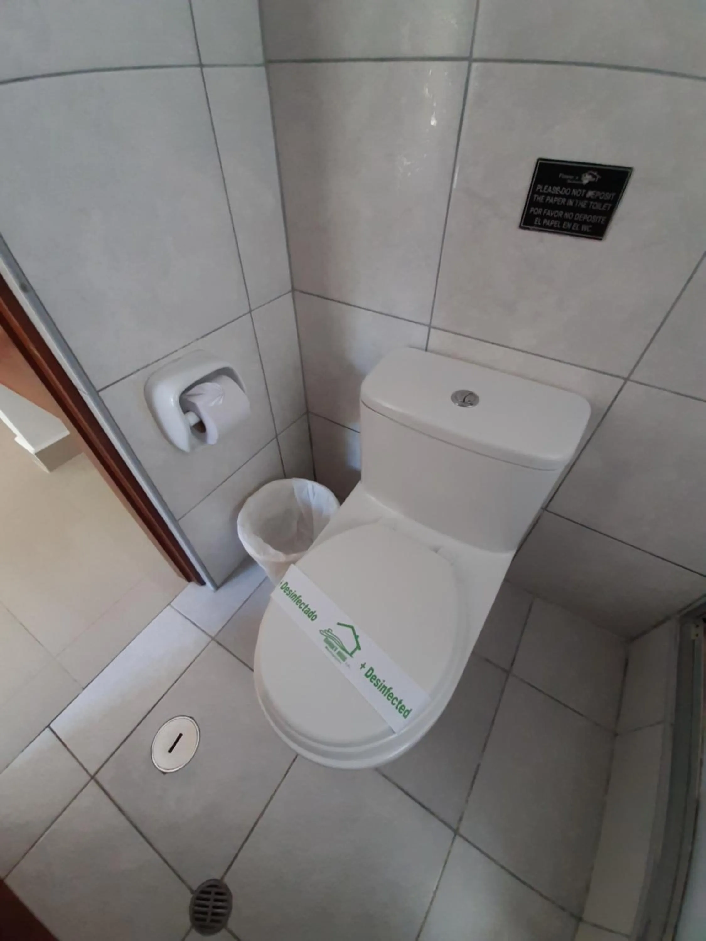 Bathroom in Flower's House MachuPicchu