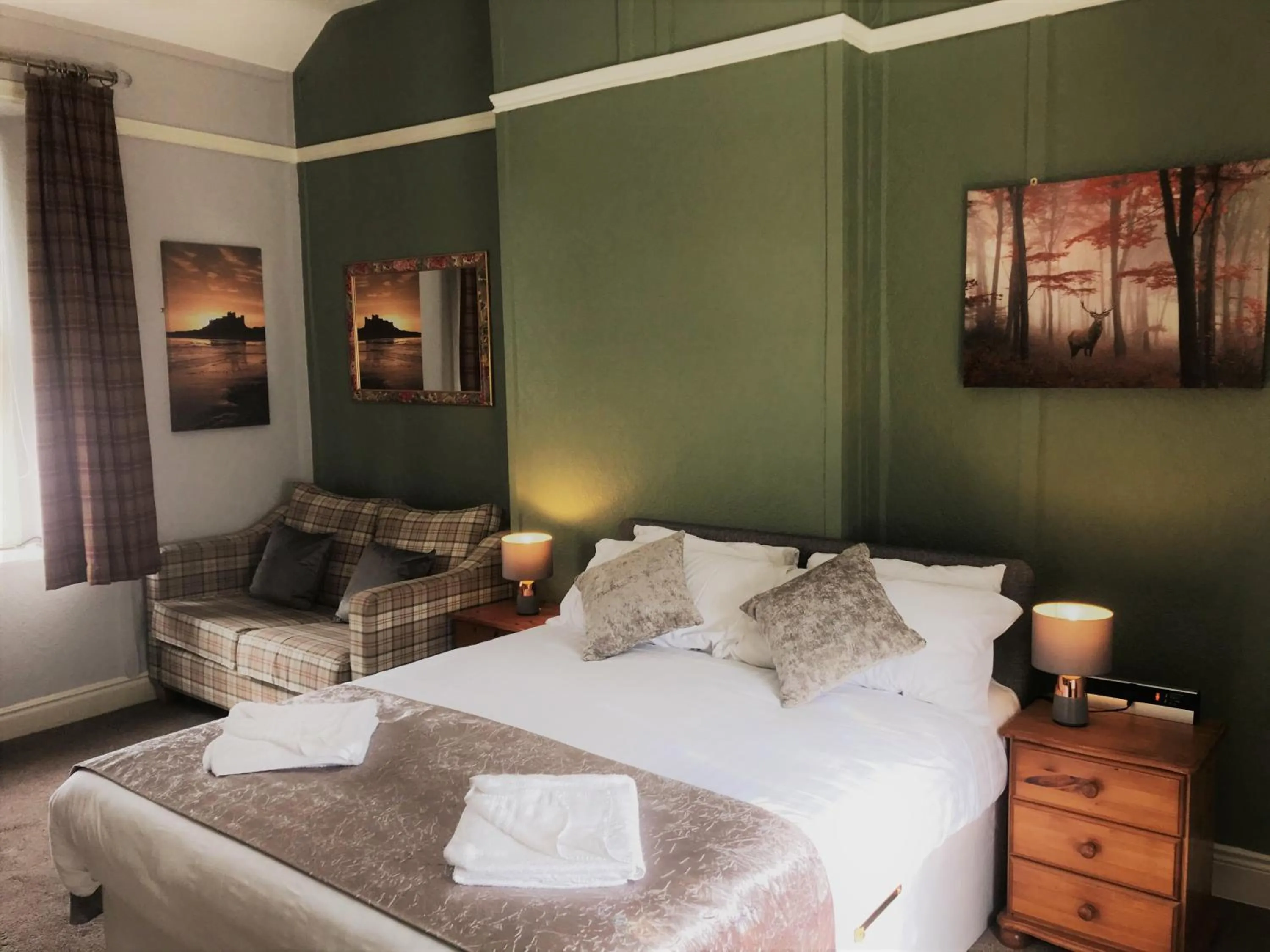 Photo of the whole room, Bed in Newcastle House Rothbury