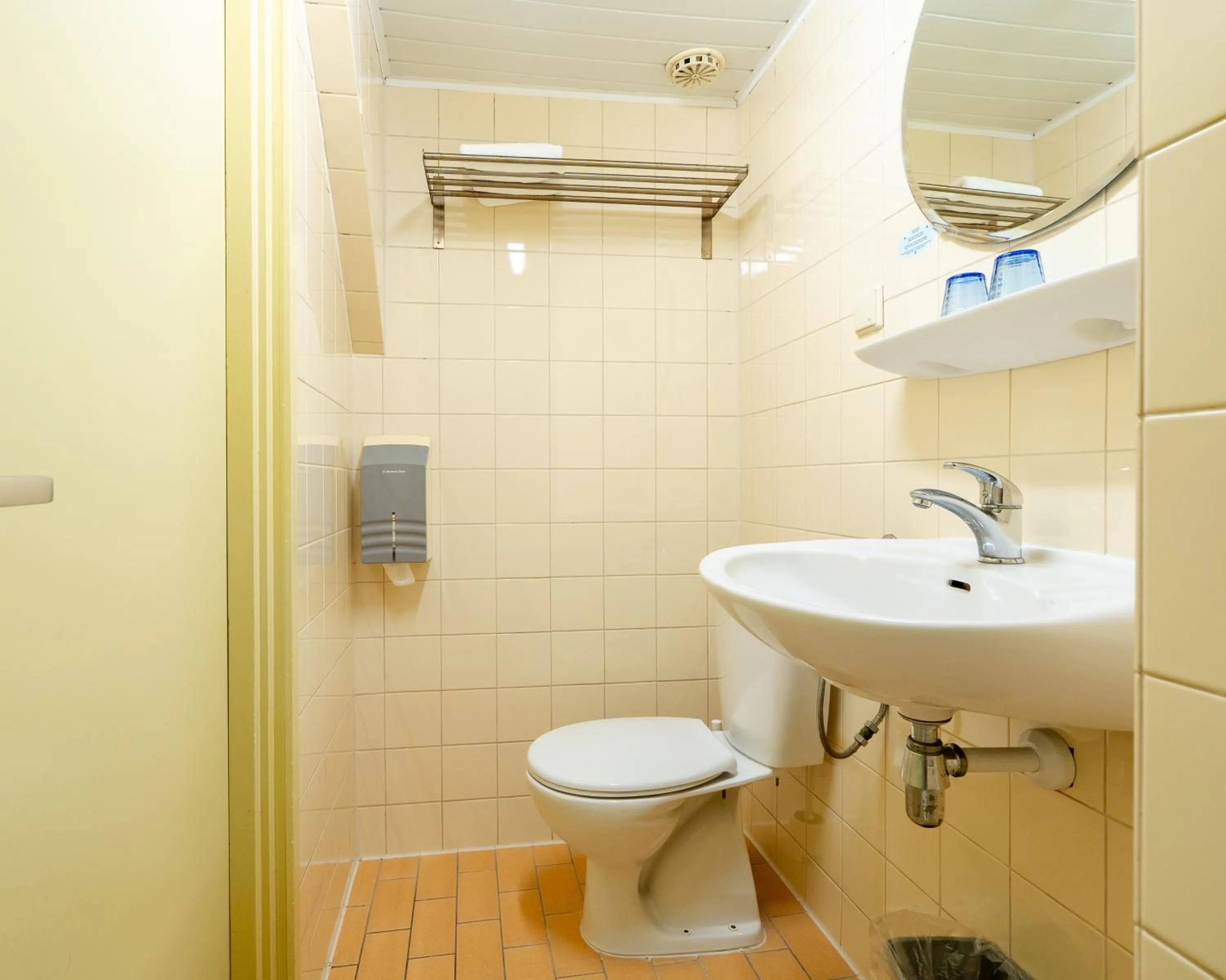 Bathroom in Martini Hotel