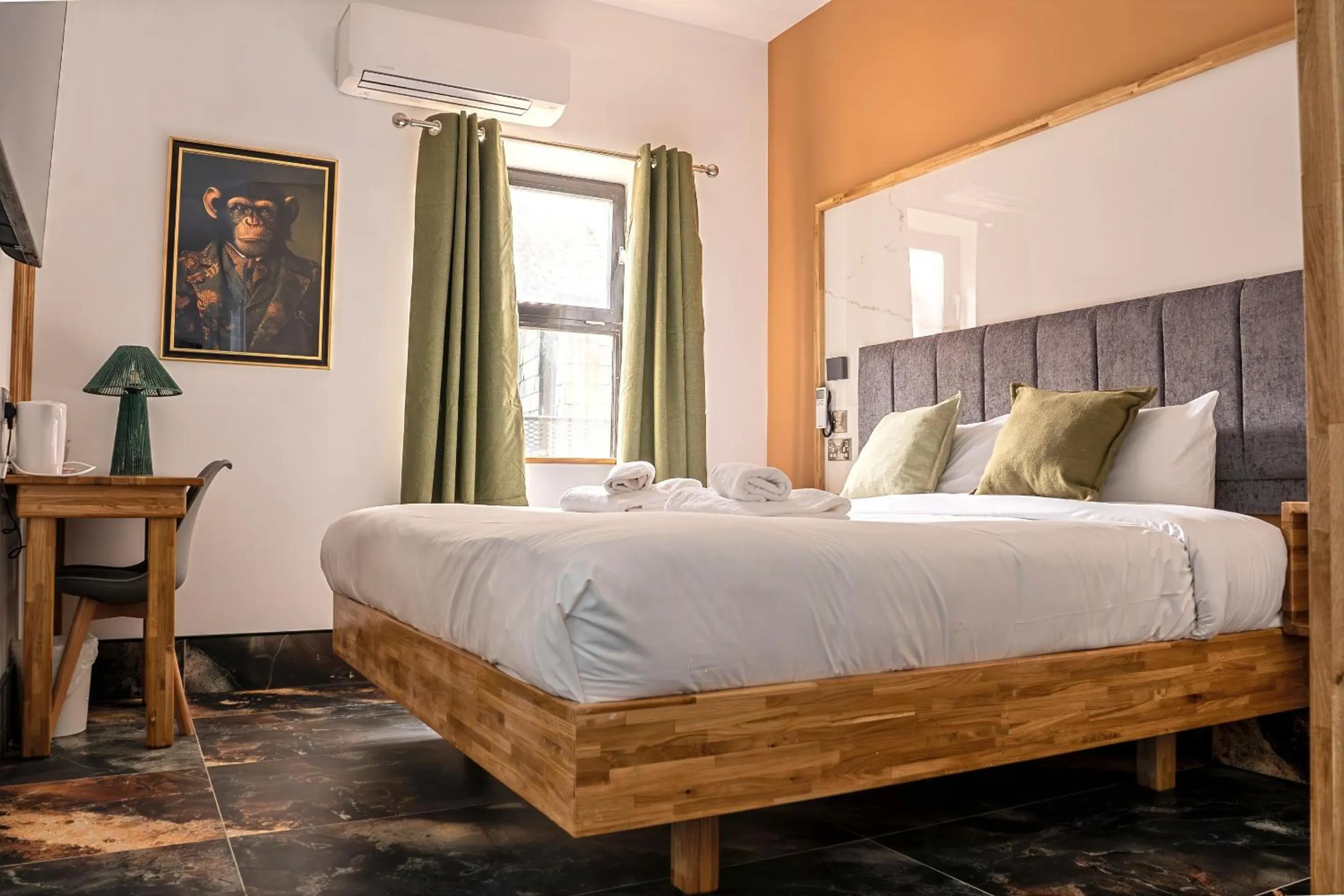 Bedroom, Bed in The Arundell Hotel