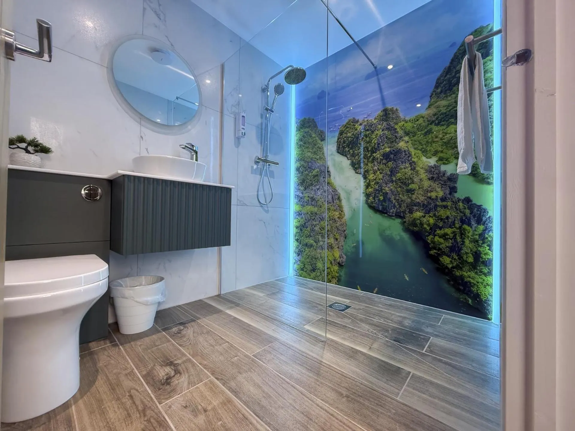 Bathroom in The Arundell Hotel