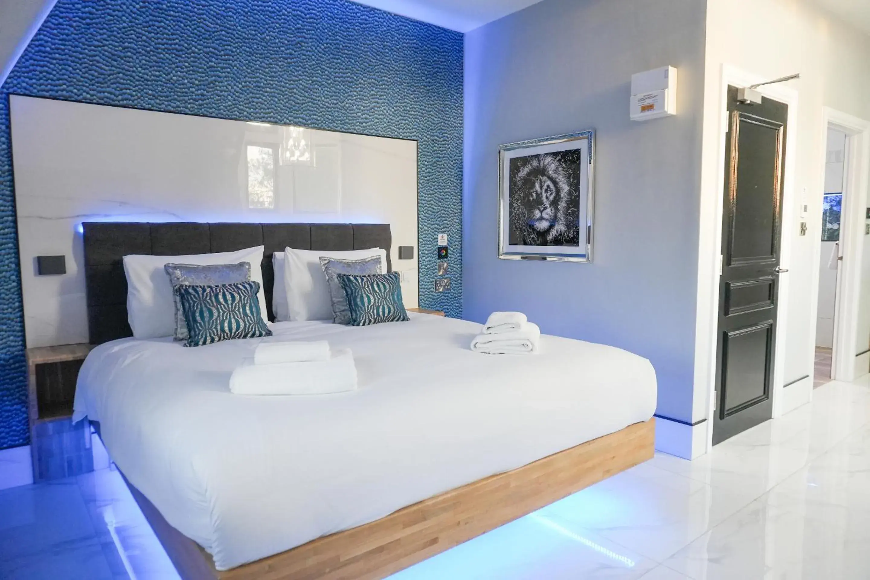 Bedroom, Bed in The Arundell Hotel Bedroom, Bed in The Arundell Hotel