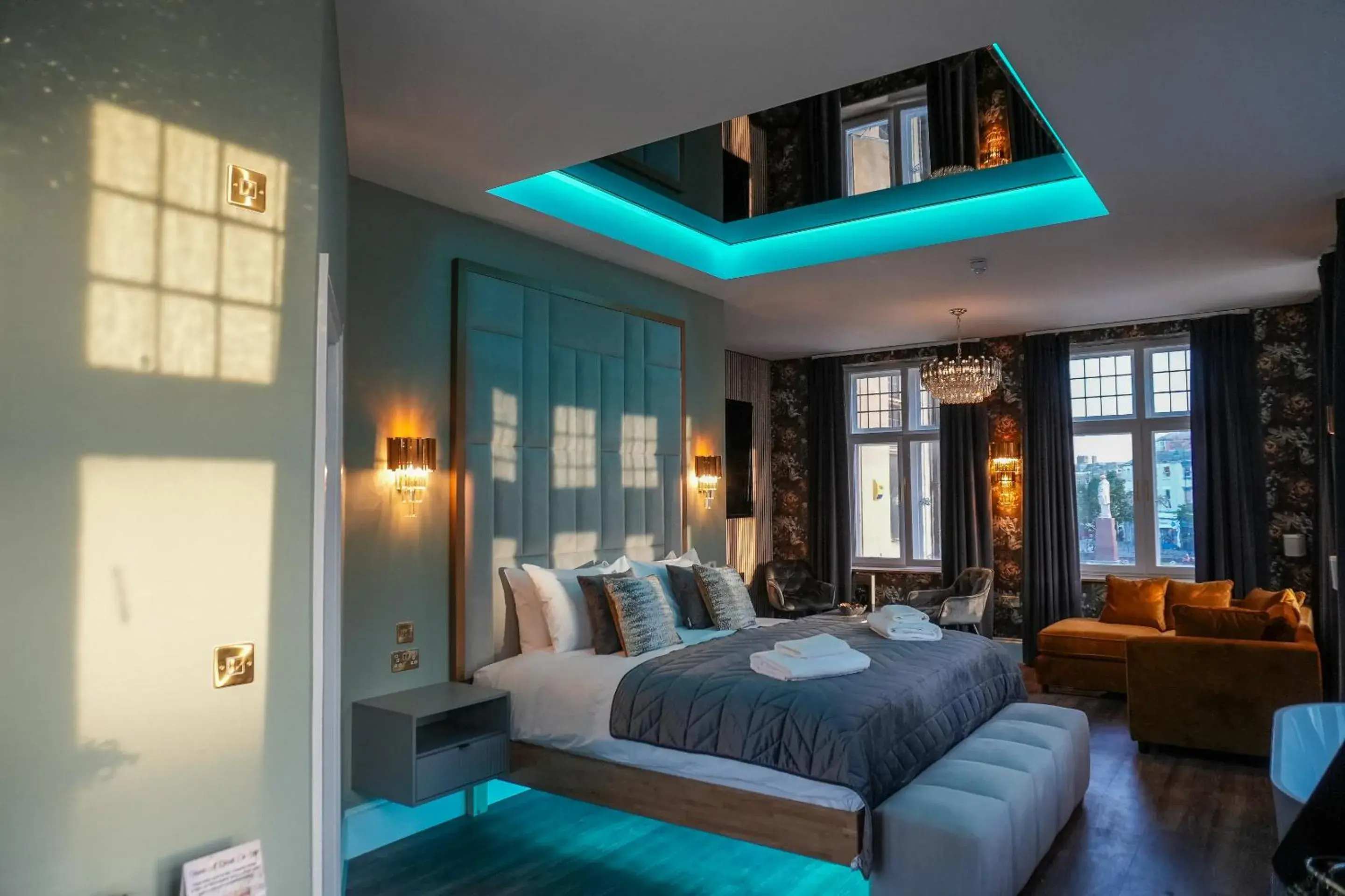 Bedroom, Bed in The Arundell Hotel Bedroom, Bed in The Arundell Hotel