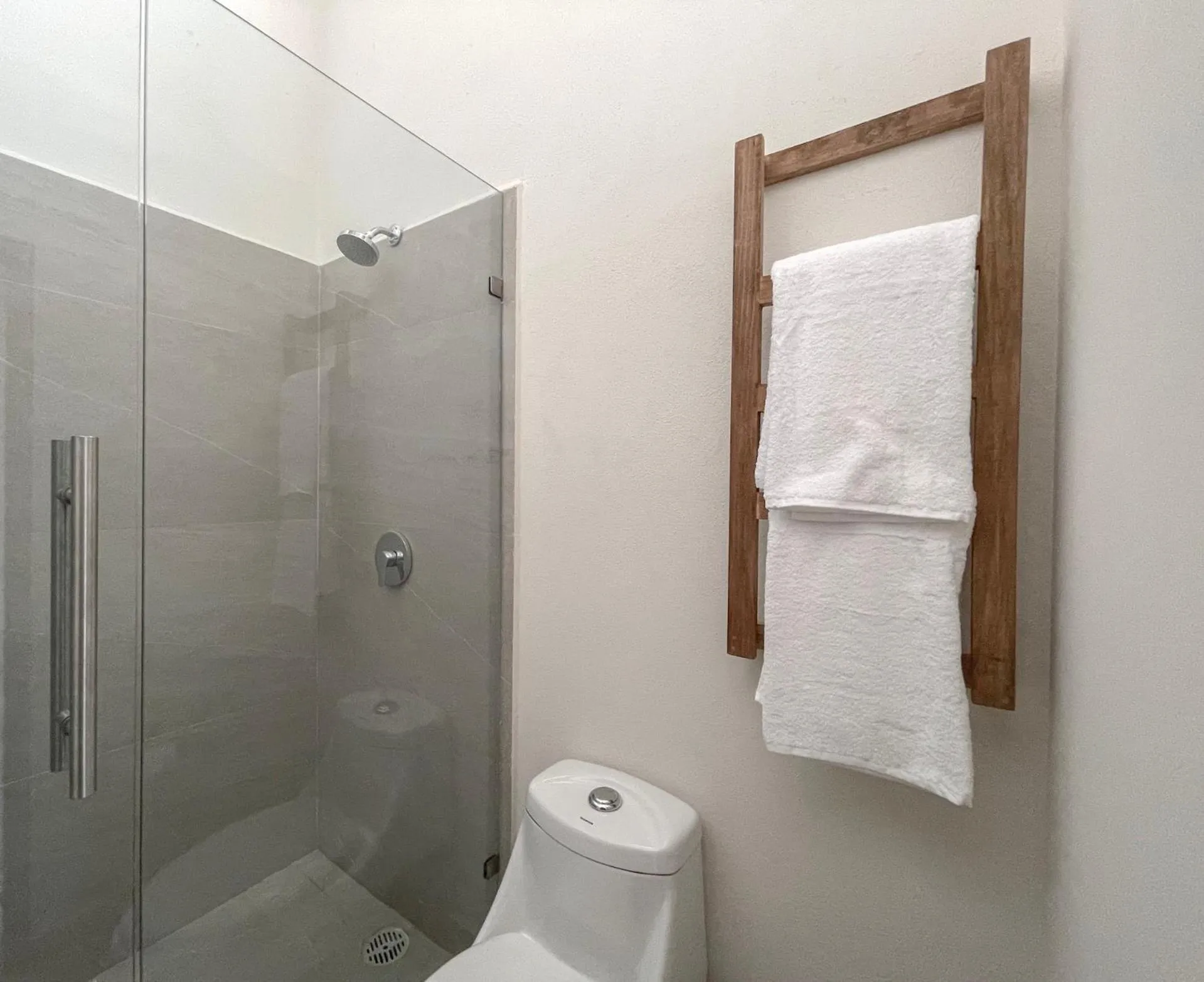 Bathroom in Rooms Huatulco