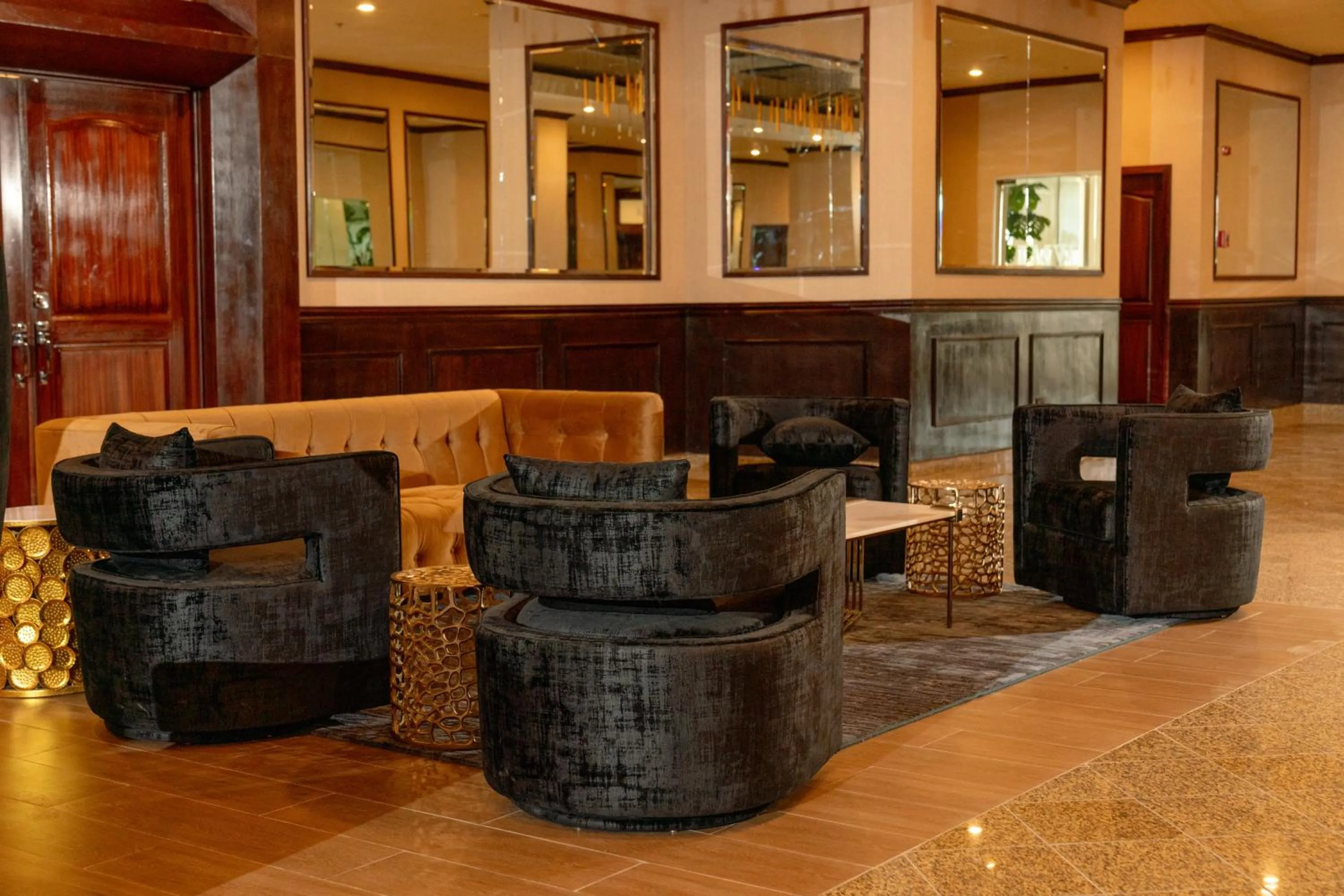 Seating area in Waymore Hotel Spa & Casino