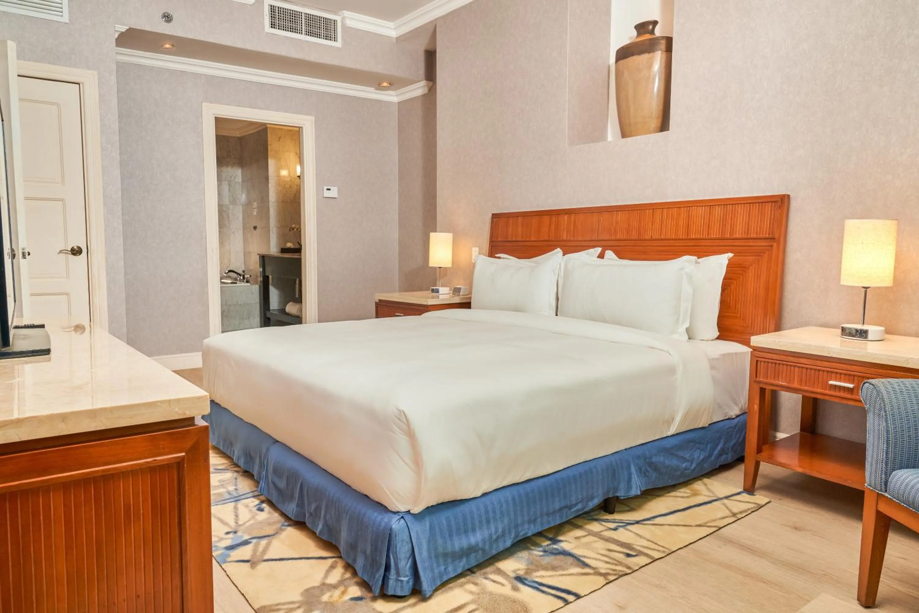Bed in Waymore Hotel Spa & Casino