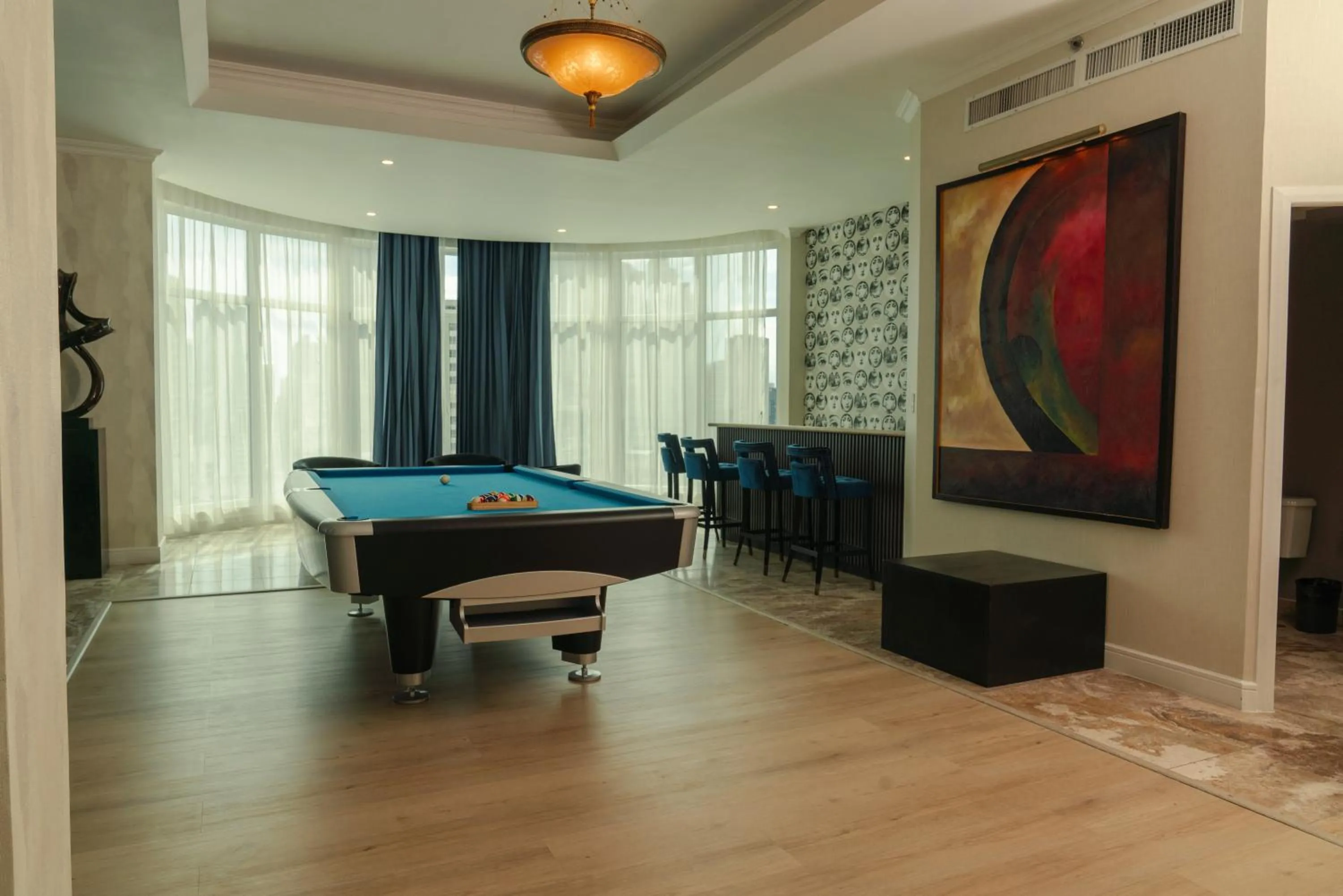 Living room in Waymore Hotel Spa & Casino