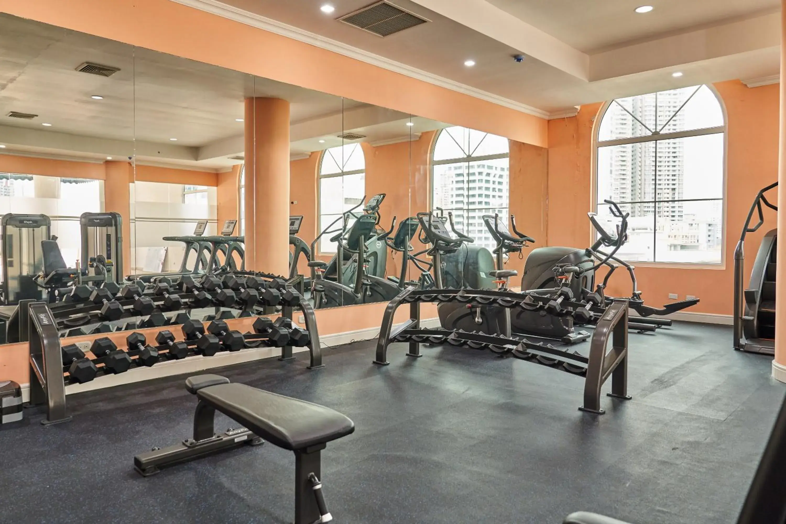 Fitness centre/facilities in Waymore Hotel Spa & Casino Fitness centre/facilities in Waymore Hotel Spa & Casino