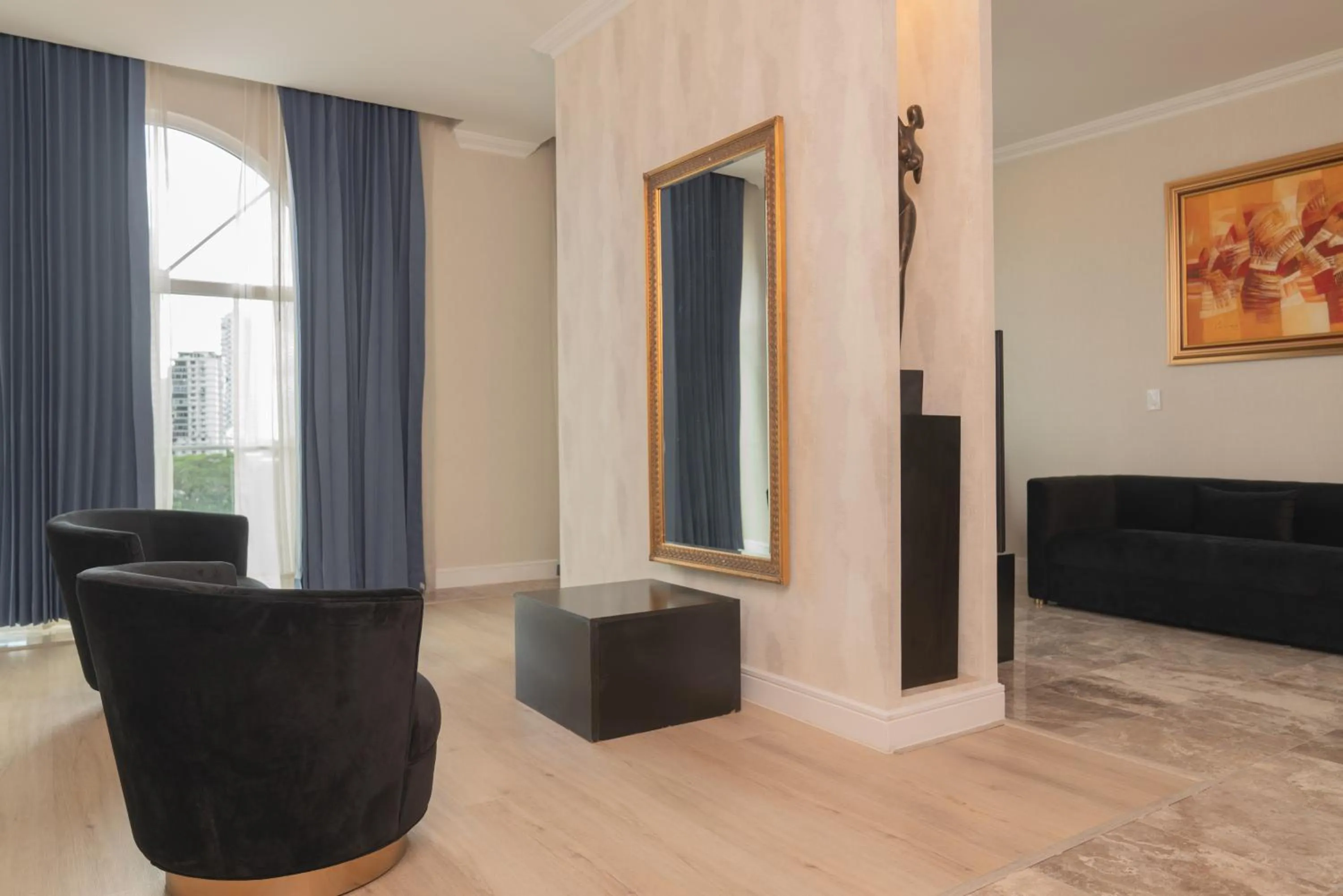 Living room in Waymore Hotel Spa & Casino