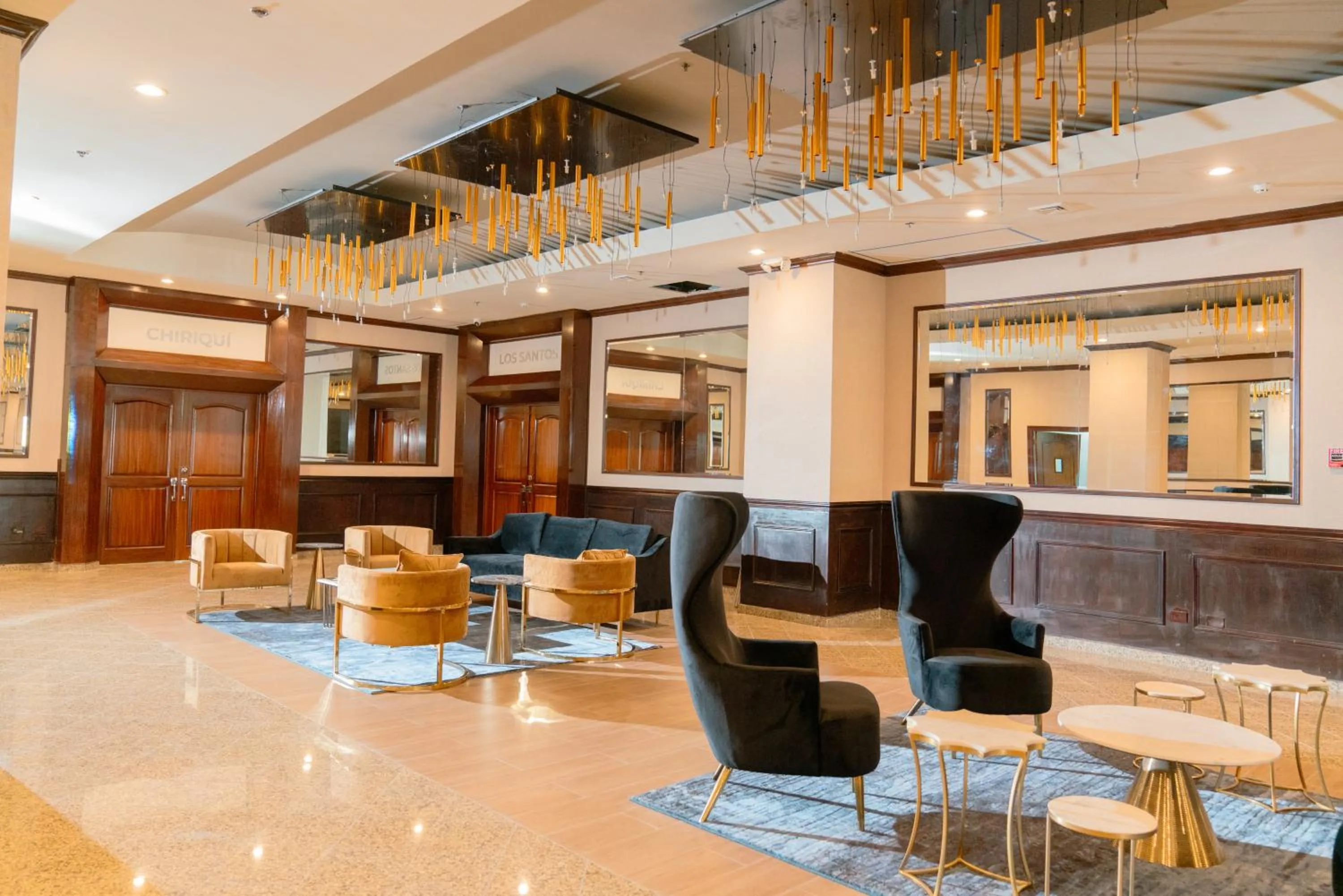 Living room in Waymore Hotel Spa & Casino